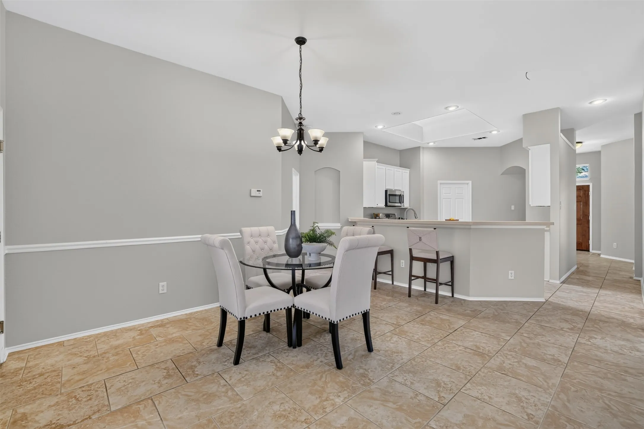 Single Family Residence For Sale in Collin County , 3409 Bluegrass Drive, Plano, Texas 75074, 3 Bedroom, 2 Bathroom, 2 Garage spaces, 1,815 Sqft, built in 2001, mls#21412616, Real Estate Agent in Plano, Homes For Sale in Collin county, Homes For Sale in Plano, Realtor in Plano Texas, Real Estate Brokerage Independent Realty Texas, Luminita Cordes Realtor