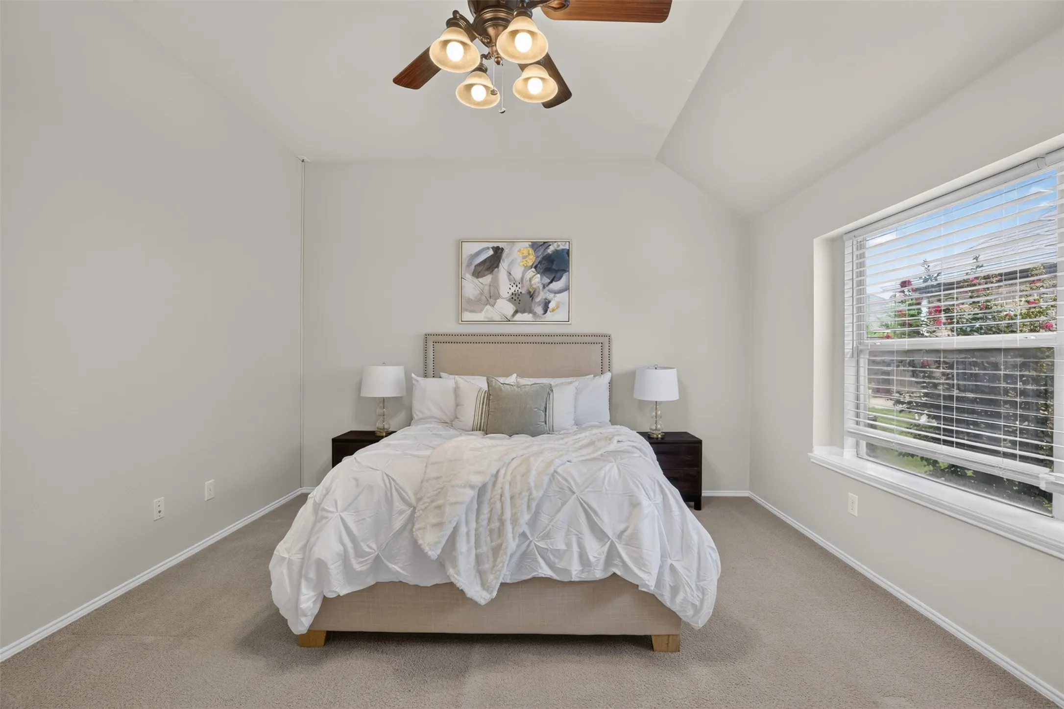 Single Family Residence For Sale in Collin County , 3409 Bluegrass Drive, Plano, Texas 75074, 3 Bedroom, 2 Bathroom, 2 Garage spaces, 1,815 Sqft, built in 2001, mls#21412616, Real Estate Agent in Plano, Homes For Sale in Collin county, Homes For Sale in Plano, Realtor in Plano Texas, Real Estate Brokerage Independent Realty Texas, Luminita Cordes Realtor