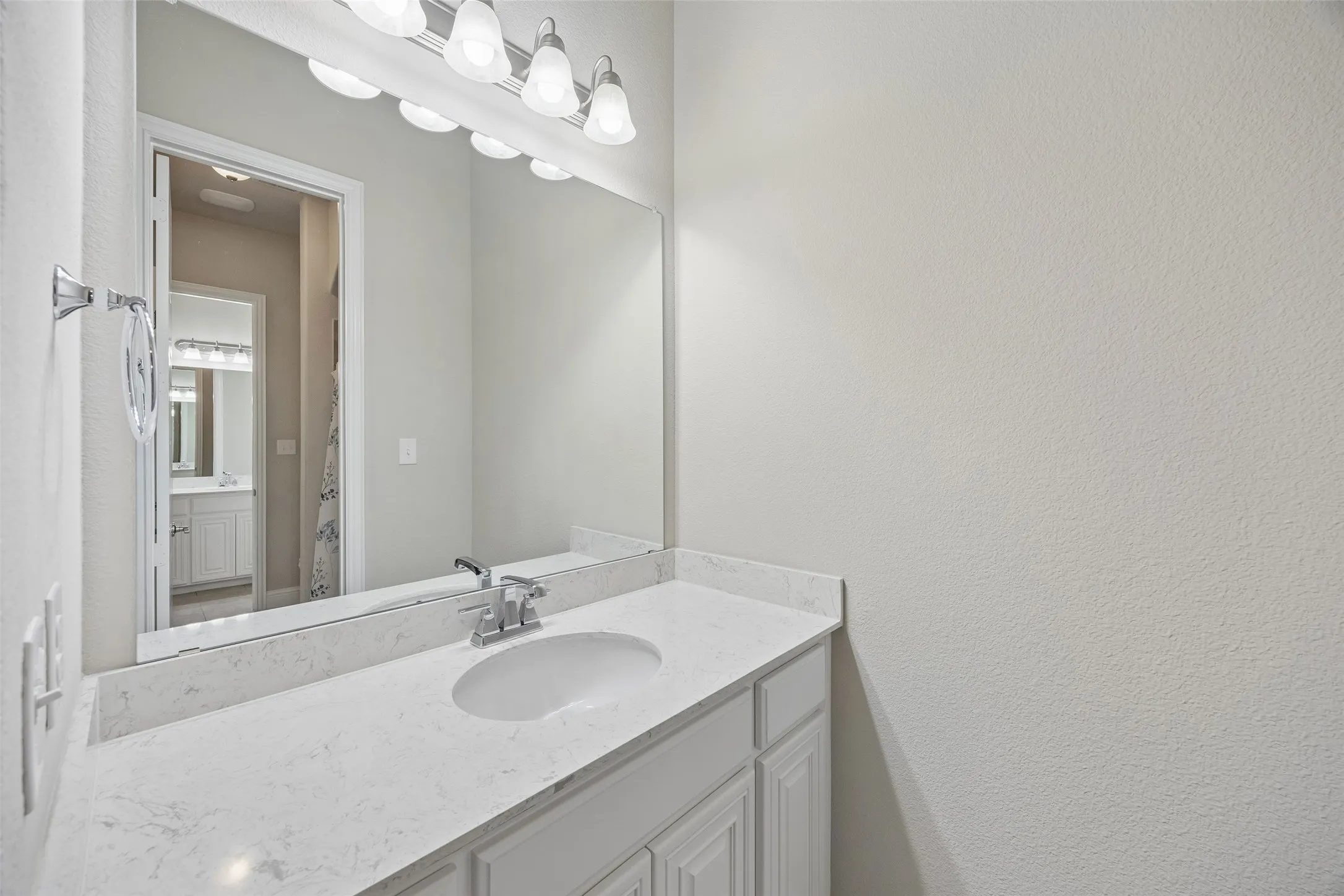 Single Family Residence For Sale in Collin County , 1306 Cypress Creek Way, Celina, Texas 75009, 4 Bedroom, 4 Bathroom, 3 Garage spaces, 3,319 Sqft, built in 2015, mls#21411665, Real Estate Agent in Celina, Homes For Sale in Collin county, Homes For Sale in Celina, Realtor in Celina Texas, Real Estate Brokerage Independent Realty Texas, Luminita Cordes Realtor