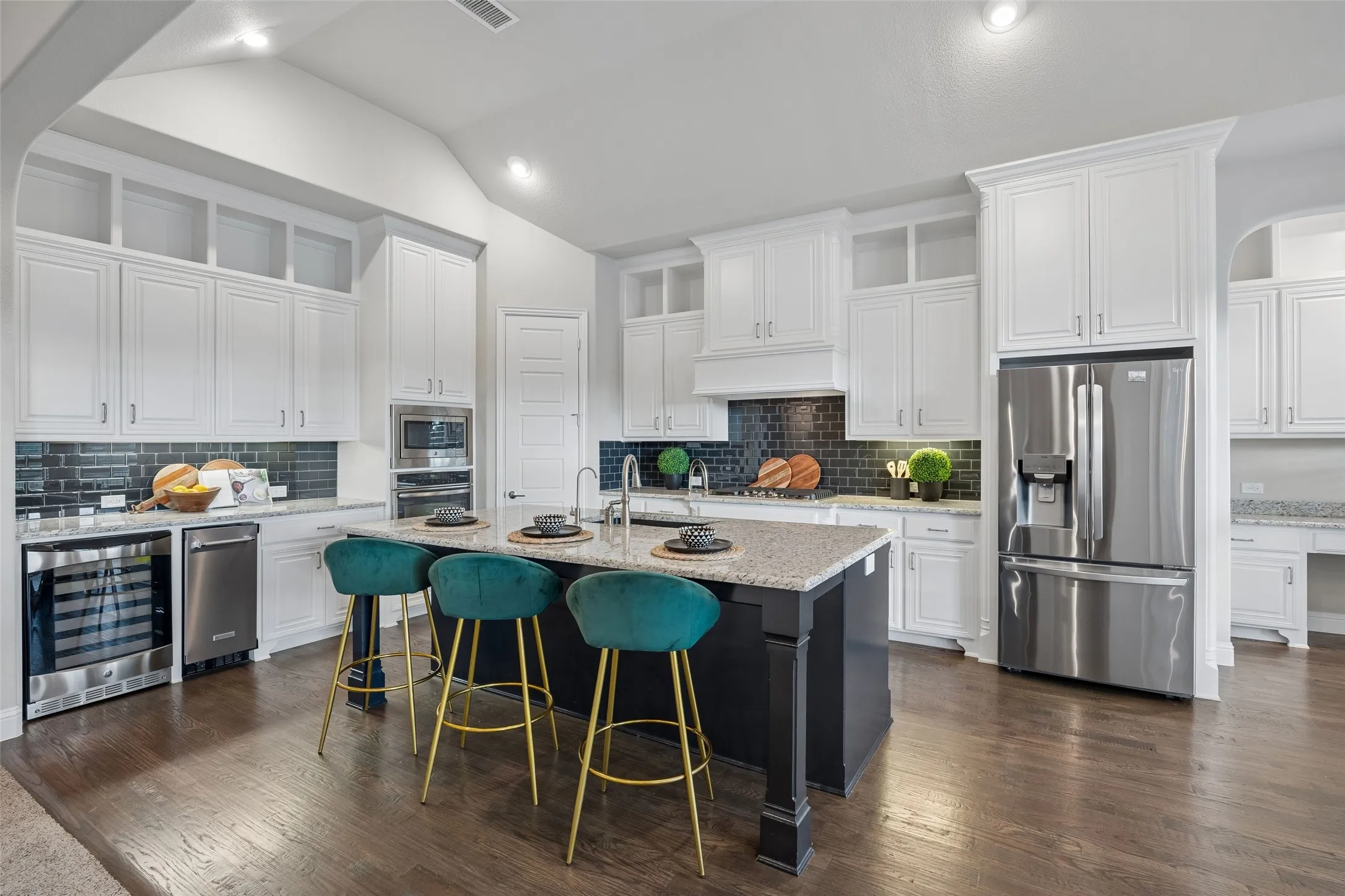 Single Family Residence For Sale in Collin County , 1306 Cypress Creek Way, Celina, Texas 75009, 4 Bedroom, 4 Bathroom, 3 Garage spaces, 3,319 Sqft, built in 2015, mls#21411665, Real Estate Agent in Celina, Homes For Sale in Collin county, Homes For Sale in Celina, Realtor in Celina Texas, Real Estate Brokerage Independent Realty Texas, Luminita Cordes Realtor