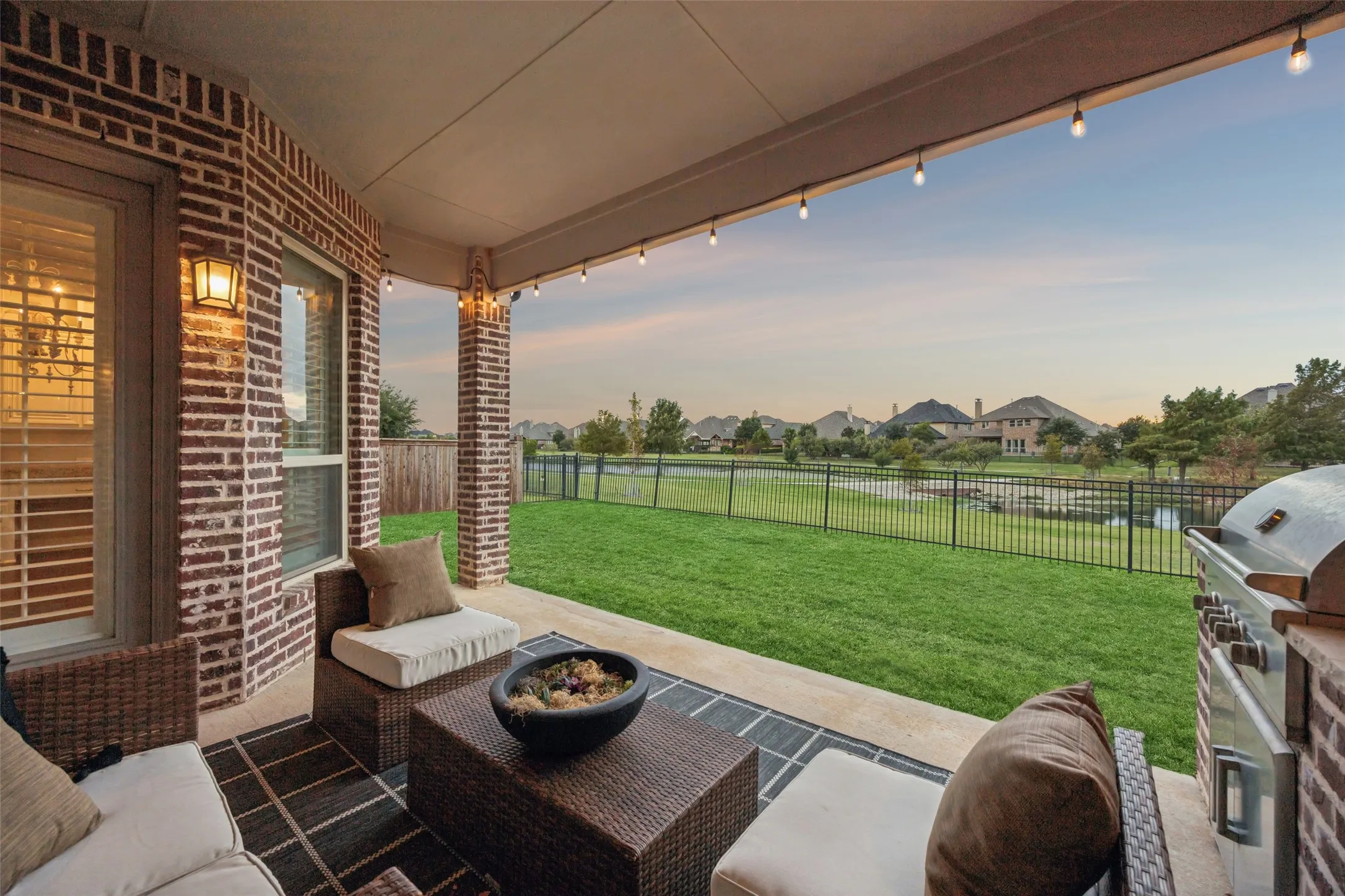 Single Family Residence For Sale in Collin County , 1306 Cypress Creek Way, Celina, Texas 75009, 4 Bedroom, 4 Bathroom, 3 Garage spaces, 3,319 Sqft, built in 2015, mls#21411665, Real Estate Agent in Celina, Homes For Sale in Collin county, Homes For Sale in Celina, Realtor in Celina Texas, Real Estate Brokerage Independent Realty Texas, Luminita Cordes Realtor