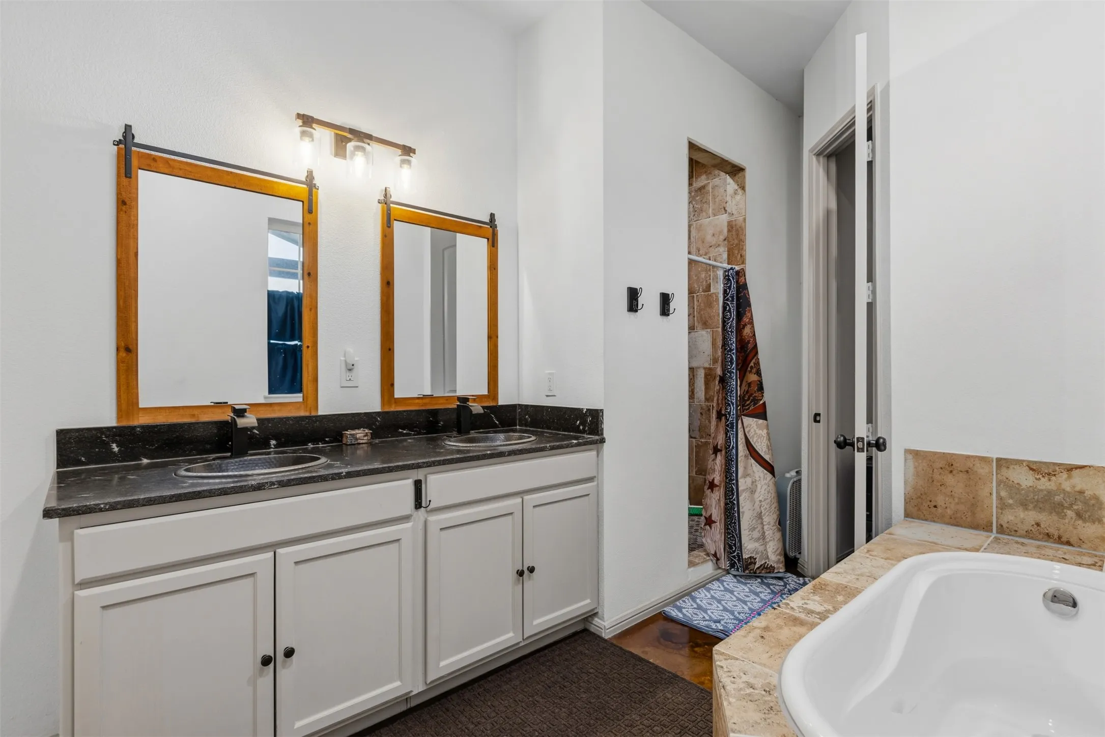 Ranch For Sale in Falls County , 502 County Road 182, Marlin, Texas 76661, 0, 0, Garage spaces, 0 Sqft, built in 0, mls#21413366, Real Estate Agent in Marlin, Homes For Sale in Falls county, Homes For Sale in Marlin, Realtor in Marlin Texas, Real Estate Brokerage Independent Realty Texas, Luminita Cordes Realtor
