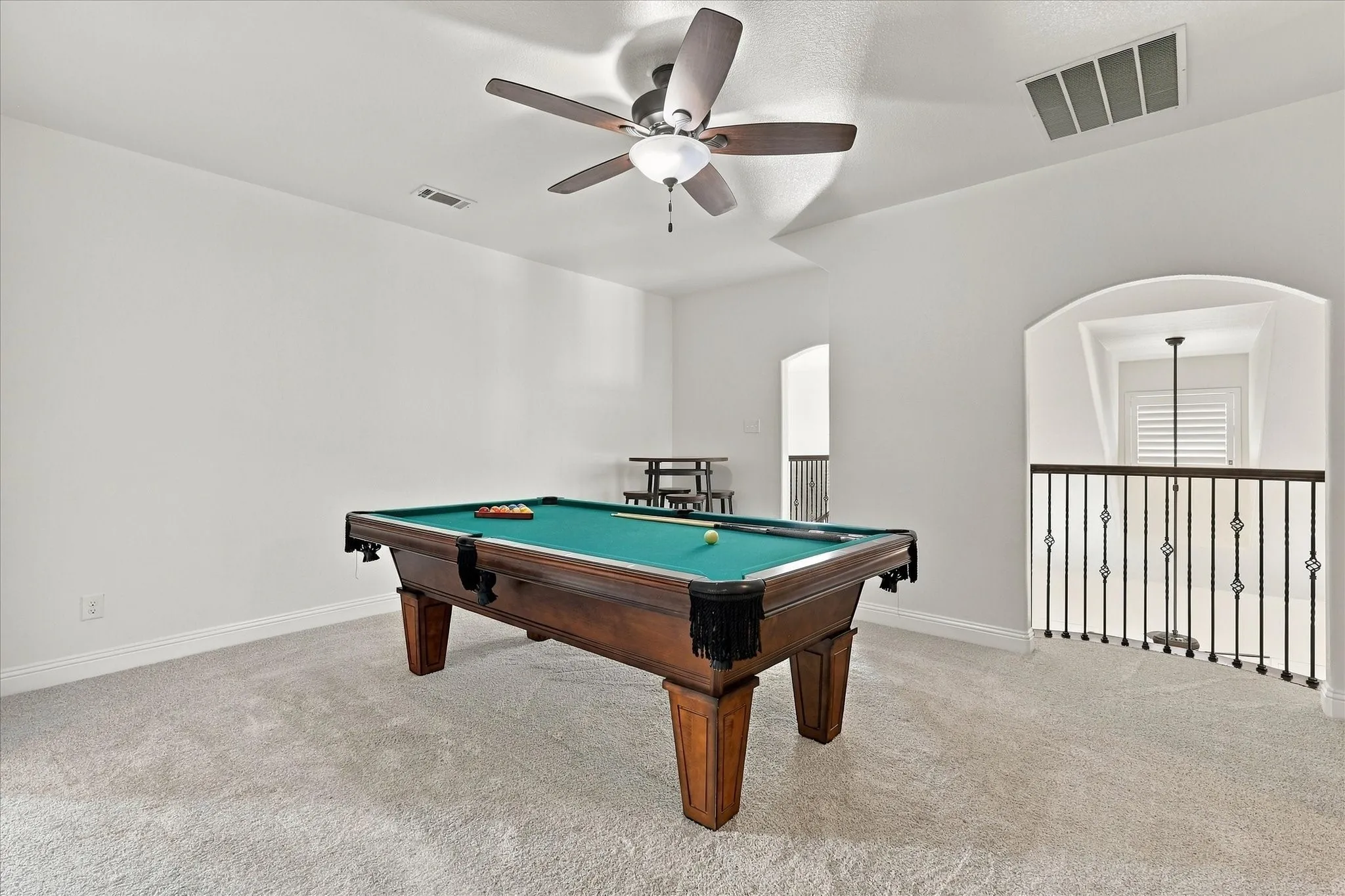 Single Family Residence For Sale in Denton County , 209 Blackberry Way, Denton, Texas 76210, 4 Bedroom, 4 Bathroom, 2 Garage spaces, 2,971 Sqft, built in 2017, mls#21407305, Real Estate Agent in Denton, Homes For Sale in Denton county, Homes For Sale in Denton, Realtor in Denton Texas, Real Estate Brokerage Independent Realty Texas, Luminita Cordes Realtor