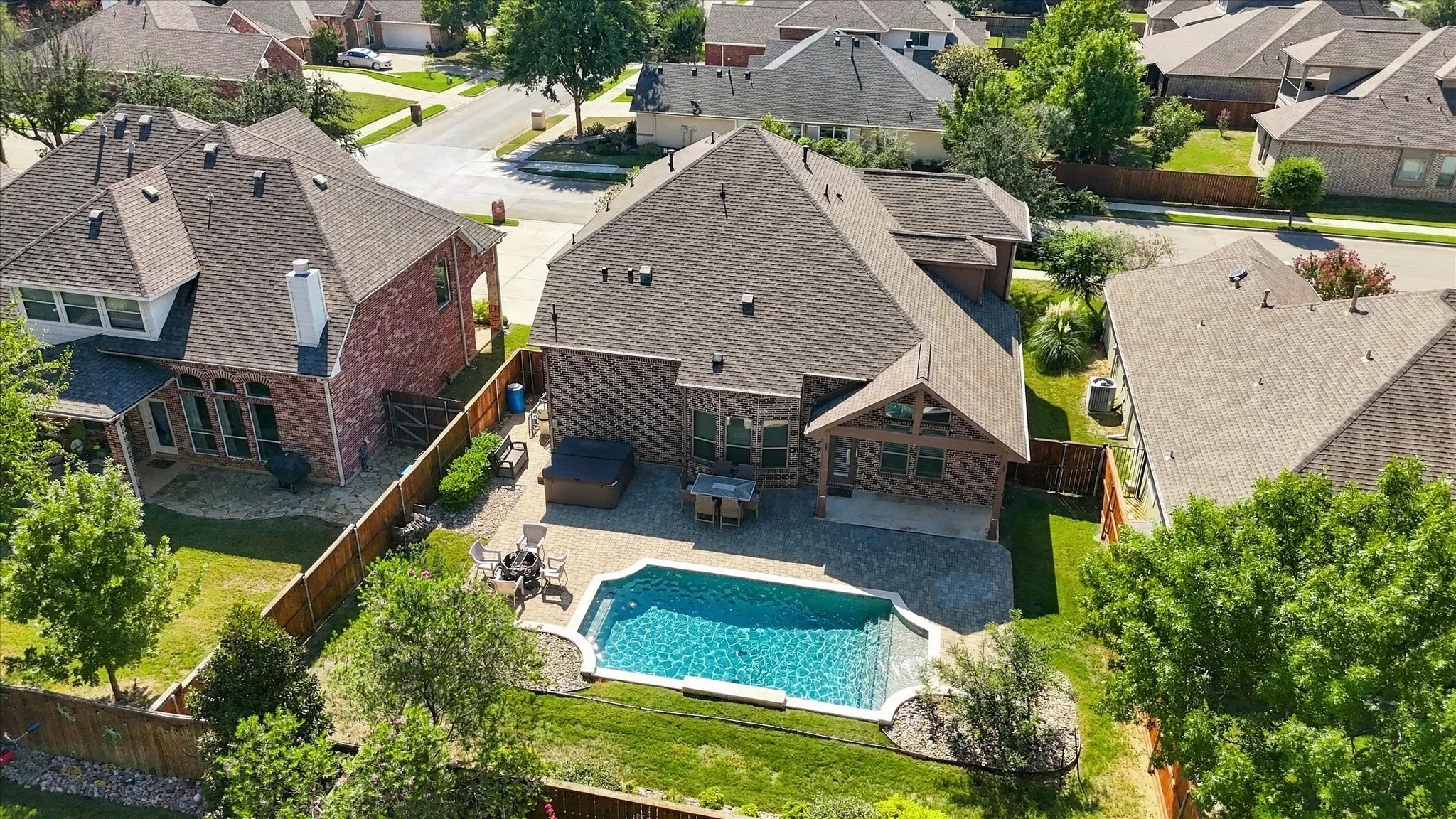 Single Family Residence For Sale in Denton County , 209 Blackberry Way, Denton, Texas 76210, 4 Bedroom, 4 Bathroom, 2 Garage spaces, 2,971 Sqft, built in 2017, mls#21407305, Real Estate Agent in Denton, Homes For Sale in Denton county, Homes For Sale in Denton, Realtor in Denton Texas, Real Estate Brokerage Independent Realty Texas, Luminita Cordes Realtor
