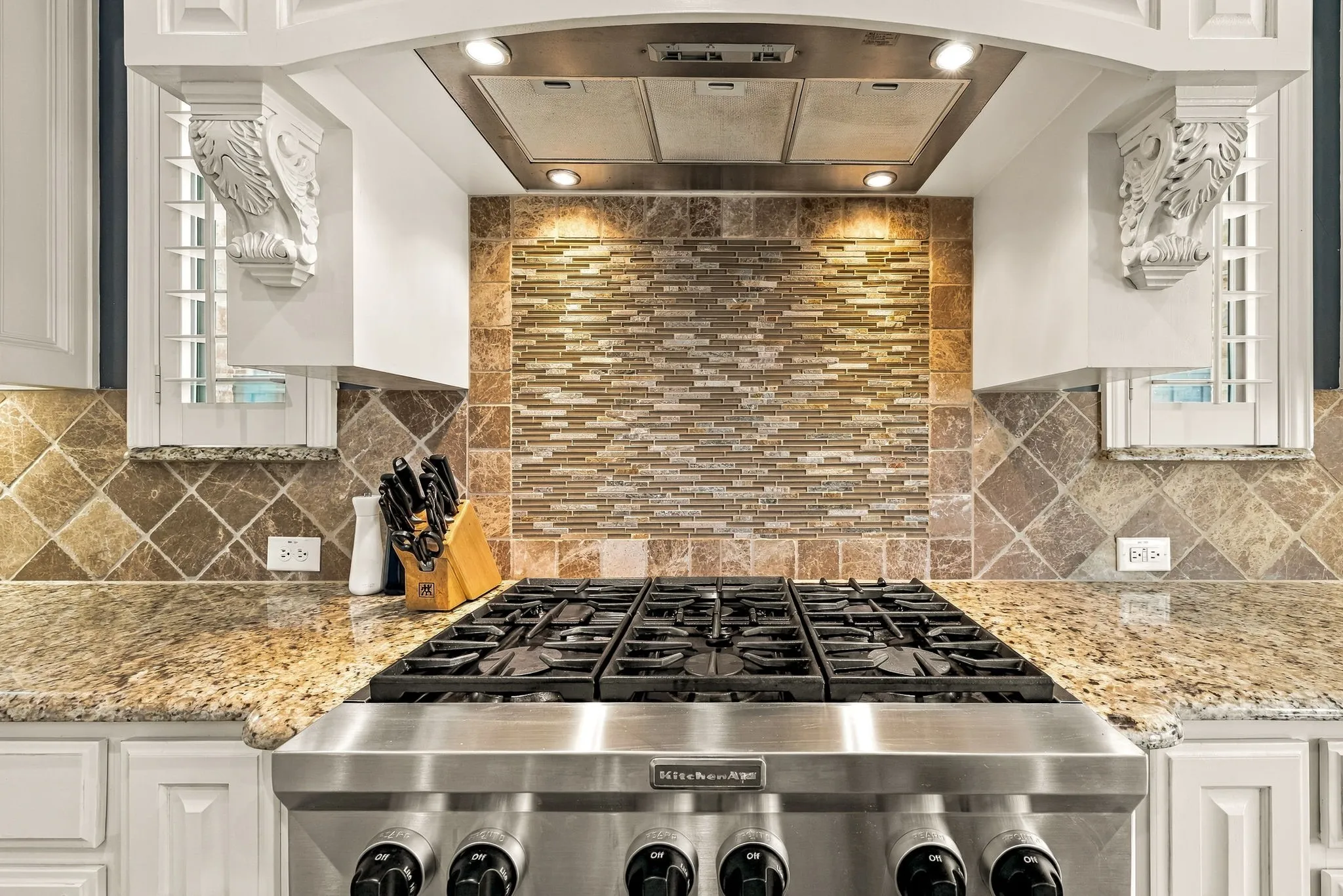 Single Family Residence For Rent in Denton County , 4035 Ferndale Lane, Frisco, Texas 75034, 4 Bedroom, 5 Bathroom, 3 Garage spaces, 4,573 Sqft, built in 2013, mls#21412419, Real Estate Agent in Frisco, Homes For Rent in Denton county, Homes For Rent in Frisco, Realtor in Frisco Texas, Real Estate Brokerage Independent Realty Texas, Luminita Cordes Realtor