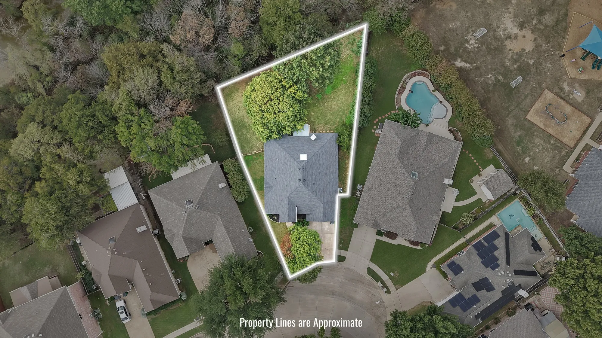Single Family Residence For Sale in Tarrant County , 5776 Falcon Ridge Court, Haltom City, Texas 76137, 4 Bedroom, 2 Bathroom, 2 Garage spaces, 2,202 Sqft, built in 1997, mls#21410433, Real Estate Agent in Haltom City, Homes For Sale in Tarrant county, Homes For Sale in Haltom City, Realtor in Haltom City Texas, Real Estate Brokerage Independent Realty Texas, Luminita Cordes Realtor