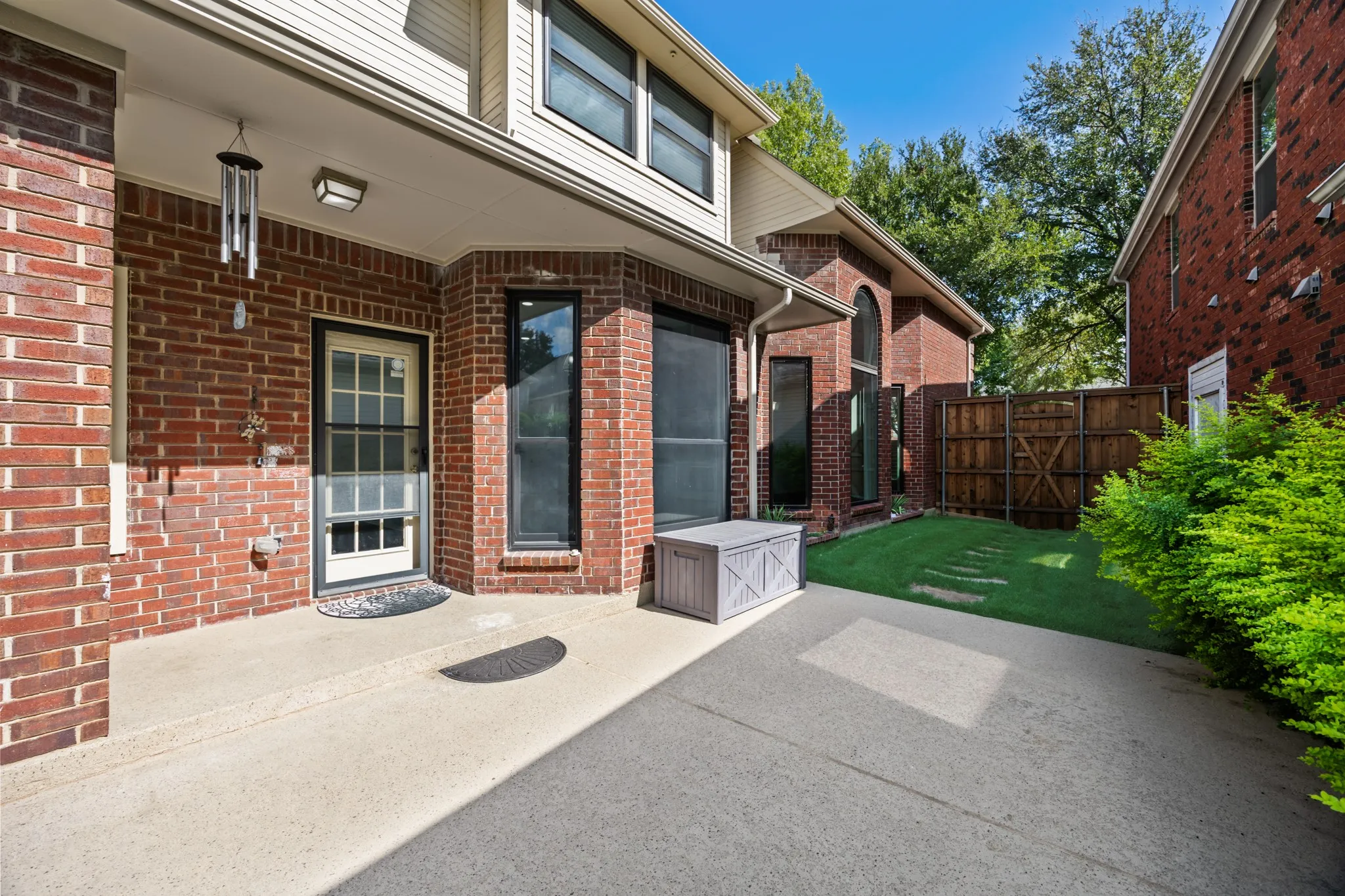 Single Family Residence For Sale in Dallas County , 701 Nottingham Drive, Coppell, Texas 75019, 5 Bedroom, 4 Bathroom, 2 Garage spaces, 3,074 Sqft, built in 1992, mls#21412835, Real Estate Agent in Coppell, Homes For Sale in Dallas county, Homes For Sale in Coppell, Realtor in Coppell Texas, Real Estate Brokerage Independent Realty Texas, Luminita Cordes Realtor