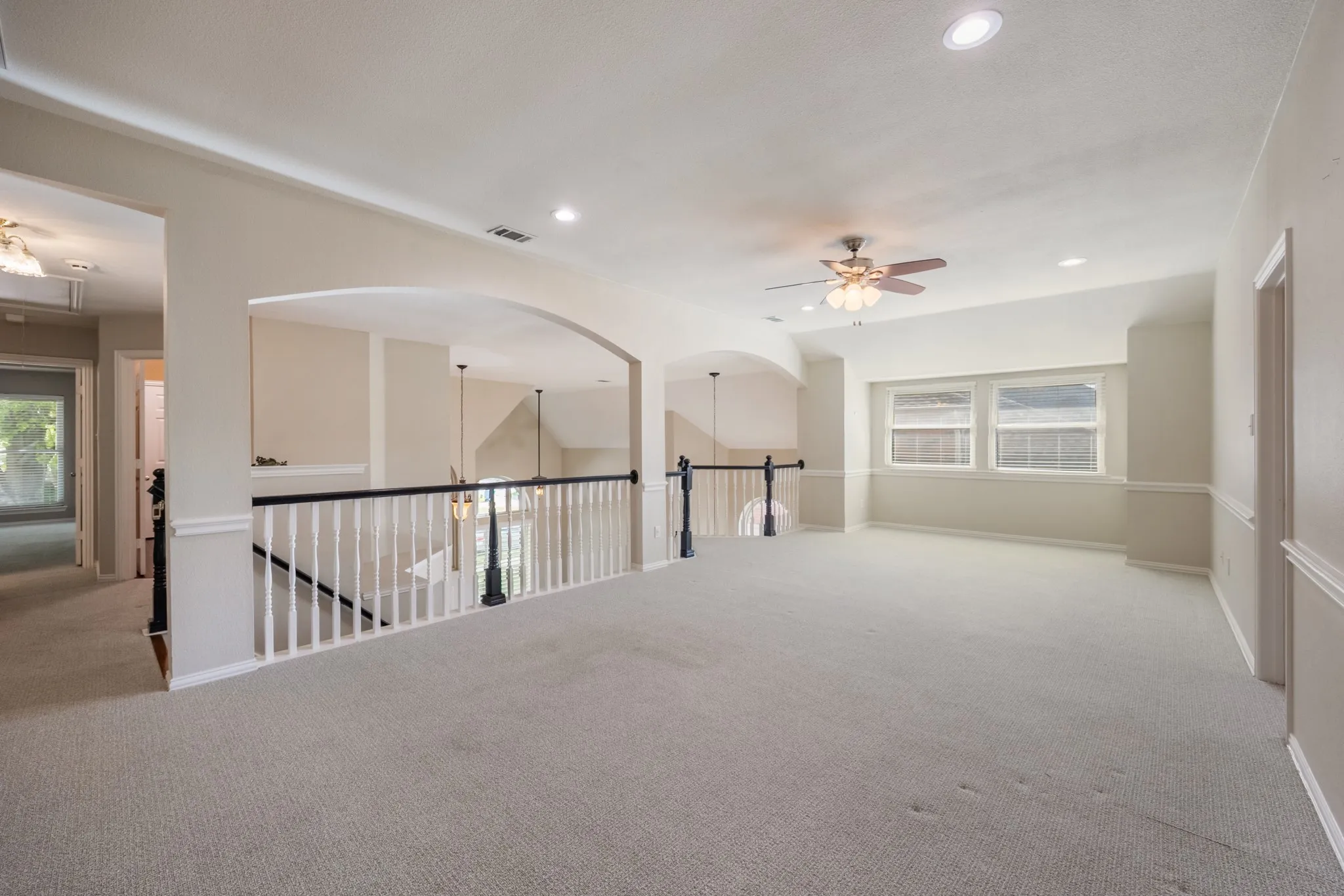 Single Family Residence For Sale in Dallas County , 701 Nottingham Drive, Coppell, Texas 75019, 5 Bedroom, 4 Bathroom, 2 Garage spaces, 3,074 Sqft, built in 1992, mls#21412835, Real Estate Agent in Coppell, Homes For Sale in Dallas county, Homes For Sale in Coppell, Realtor in Coppell Texas, Real Estate Brokerage Independent Realty Texas, Luminita Cordes Realtor