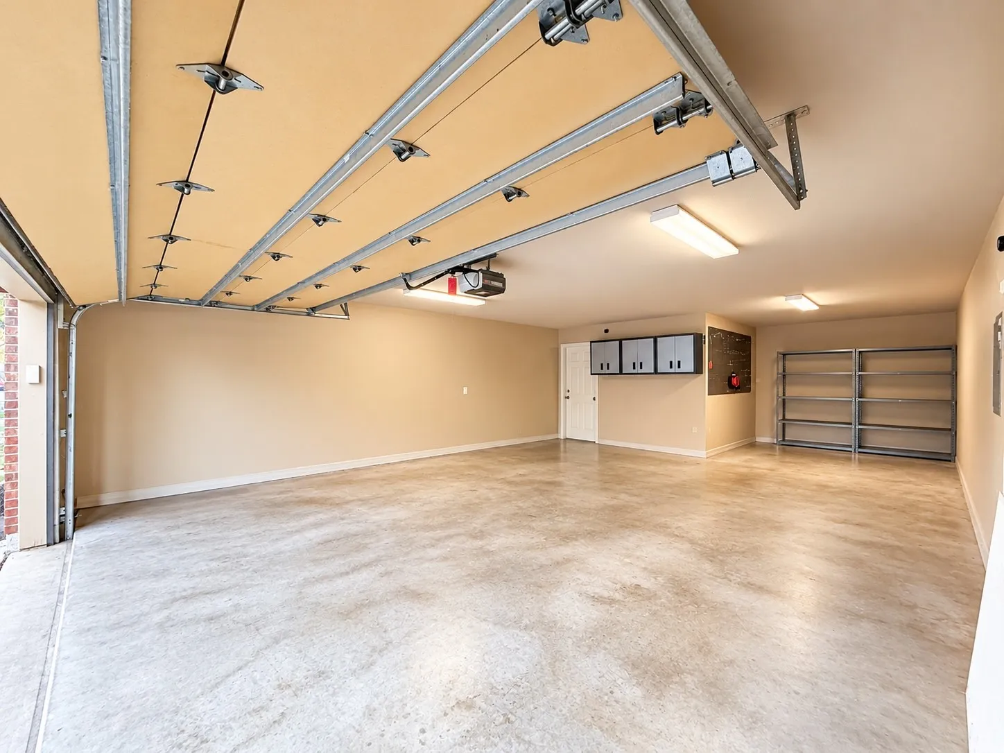Tandem Garage