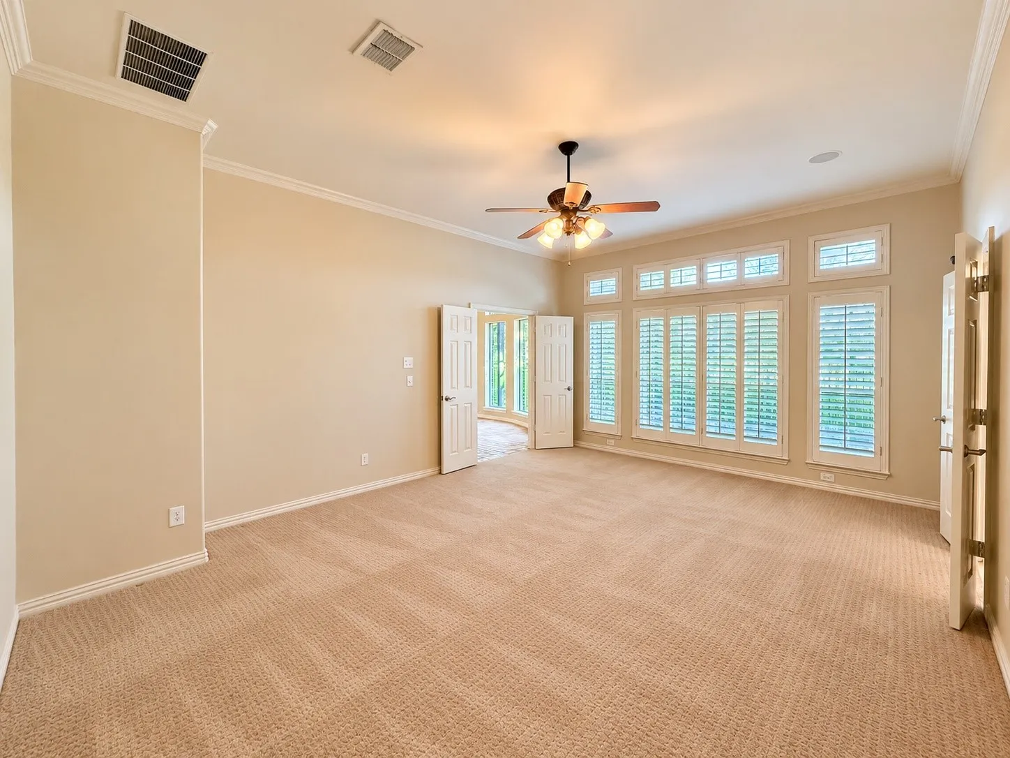 Single Family Residence For Sale in Denton County , 768 Ashleigh Lane, Lantana, Texas 76226, 3 Bedroom, 4 Bathroom, 3 Garage spaces, 2,938 Sqft, built in 2003, mls#21412031, Real Estate Agent in Lantana, Homes For Sale in Denton county, Homes For Sale in Lantana, Realtor in Lantana Texas, Real Estate Brokerage Independent Realty Texas, Luminita Cordes Realtor