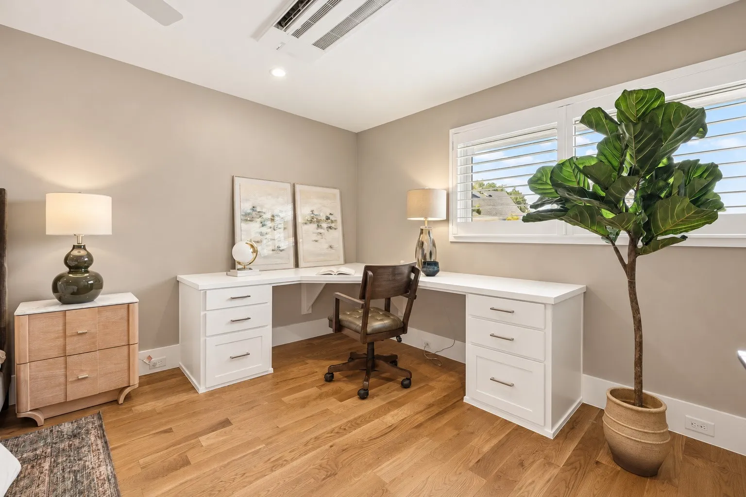Built-in L-shaped cabinetry with drawers