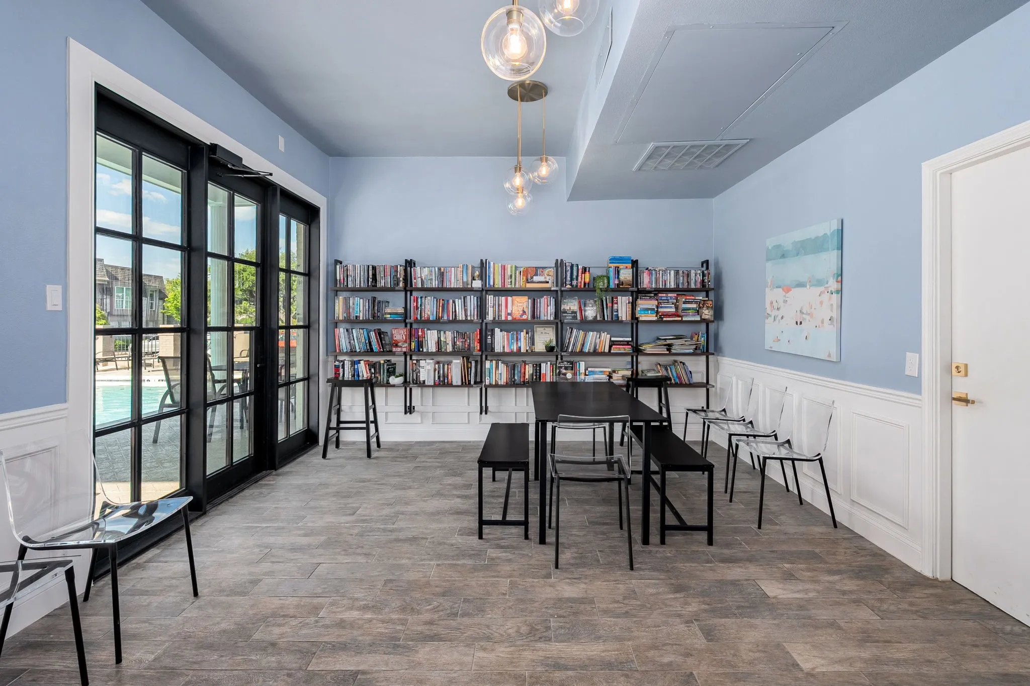 Condominium For Sale in Dallas County , 15930 Stillwood Street 2070, Dallas, Texas 75248, 2 Bedroom, 1 Bathroom, Garage spaces, 1,116 Sqft, built in 1968, mls#21410839, Real Estate Agent in Dallas, Homes For Sale in Dallas county, Homes For Sale in Dallas, Realtor in Dallas Texas, Real Estate Brokerage Independent Realty Texas, Luminita Cordes Realtor