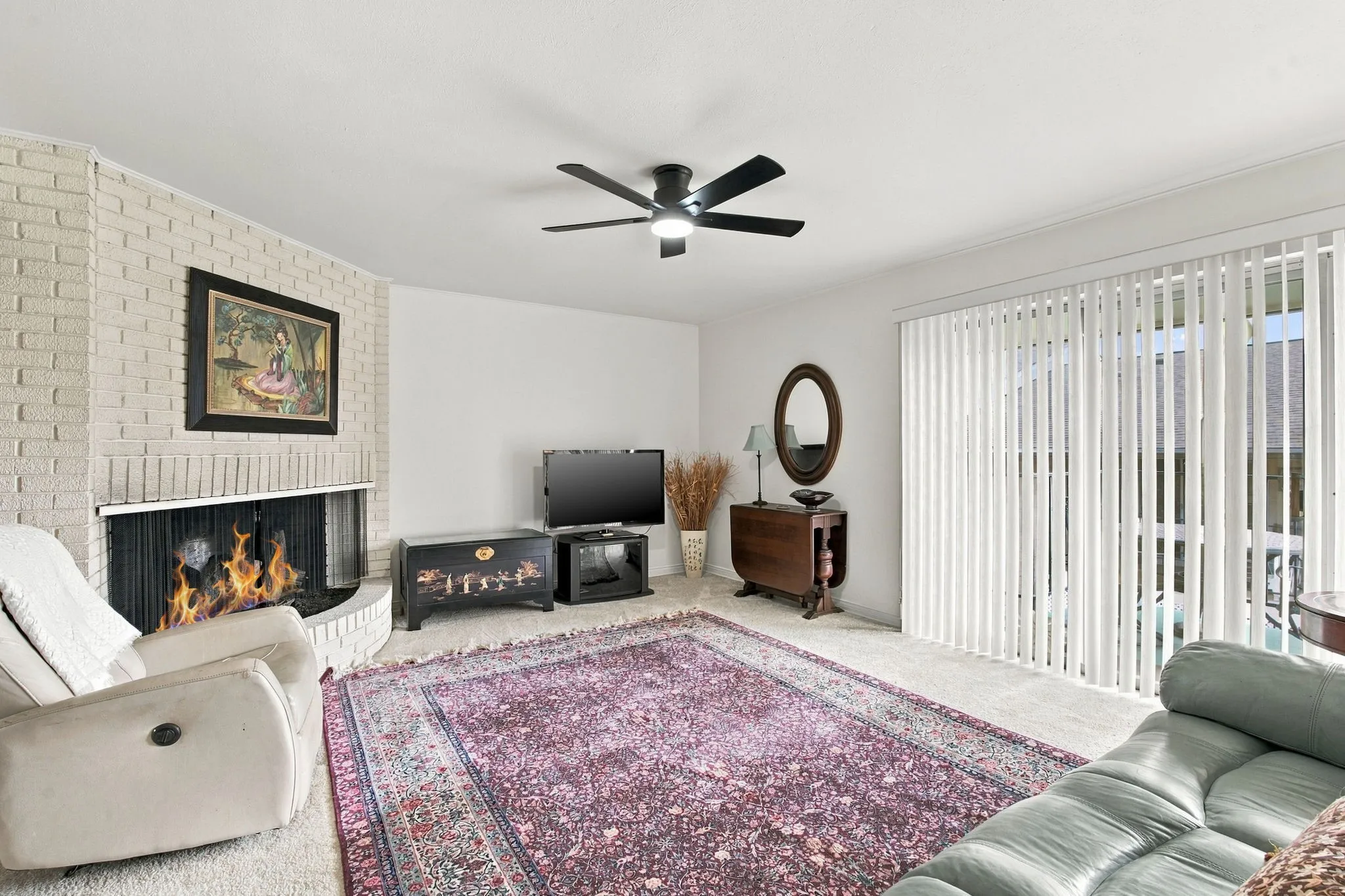 Condominium For Sale in Dallas County , 15930 Stillwood Street 2070, Dallas, Texas 75248, 2 Bedroom, 1 Bathroom, Garage spaces, 1,116 Sqft, built in 1968, mls#21410839, Real Estate Agent in Dallas, Homes For Sale in Dallas county, Homes For Sale in Dallas, Realtor in Dallas Texas, Real Estate Brokerage Independent Realty Texas, Luminita Cordes Realtor