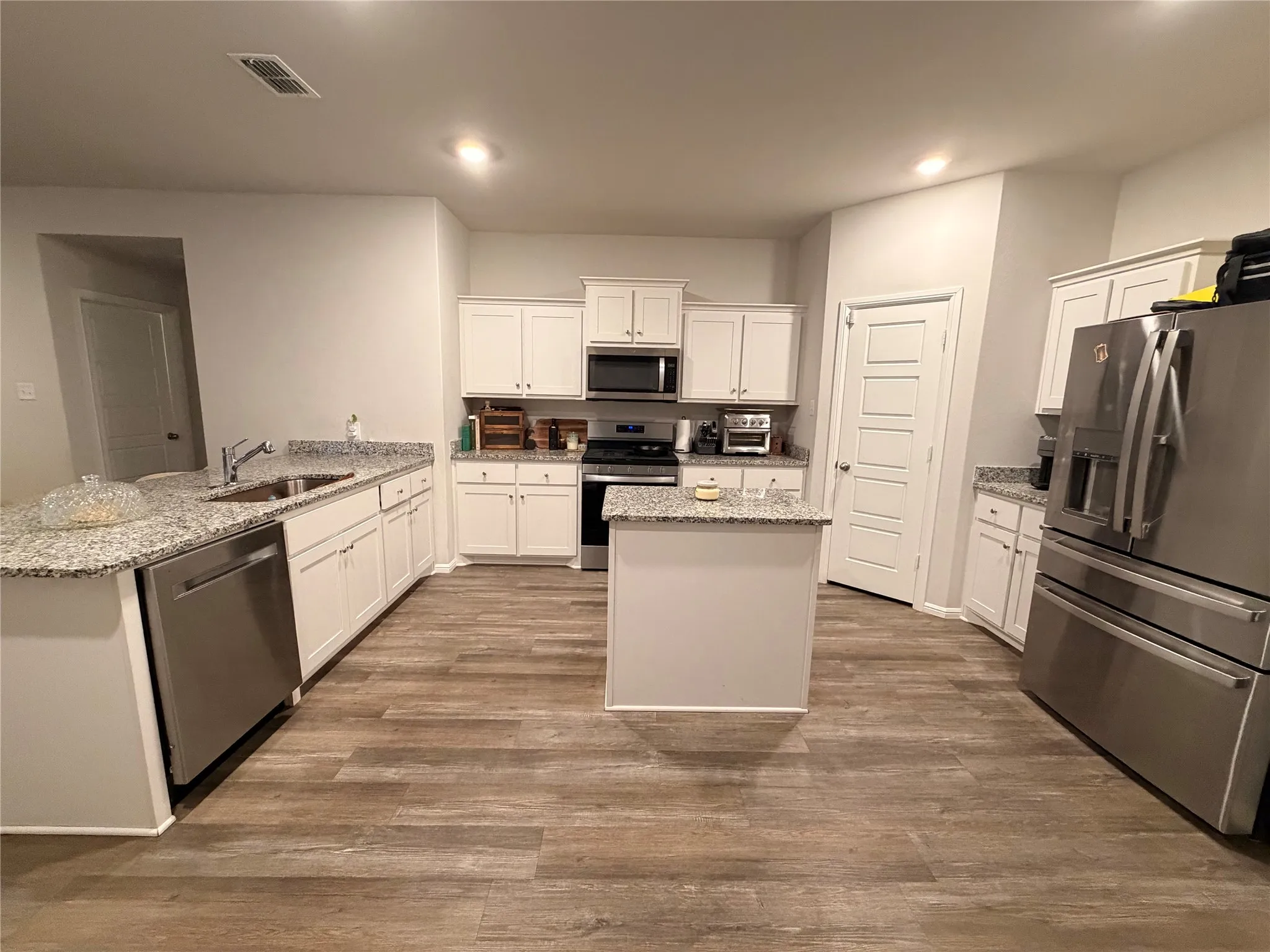 Single Family Residence For Sale in Taylor County , 3005 Graduation Road, Abilene, Texas 79606, 5 Bedroom, 2 Bathroom, 2 Garage spaces, 2,008 Sqft, built in 2024, mls#21413415, Real Estate Agent in Abilene, Homes For Sale in Taylor county, Homes For Sale in Abilene, Realtor in Abilene Texas, Real Estate Brokerage Independent Realty Texas, Luminita Cordes Realtor