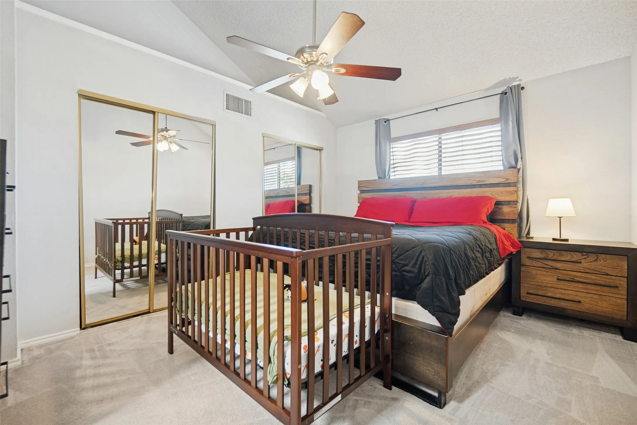 Single Family Residence For Sale in Dallas County , 4935 Lomax Drive, Dallas, Texas 75227, 3 Bedroom, 2 Bathroom, 2 Garage spaces, 1,267 Sqft, built in 1987, mls#21412887, Real Estate Agent in Dallas, Homes For Sale in Dallas county, Homes For Sale in Dallas, Realtor in Dallas Texas, Real Estate Brokerage Independent Realty Texas, Luminita Cordes Realtor
