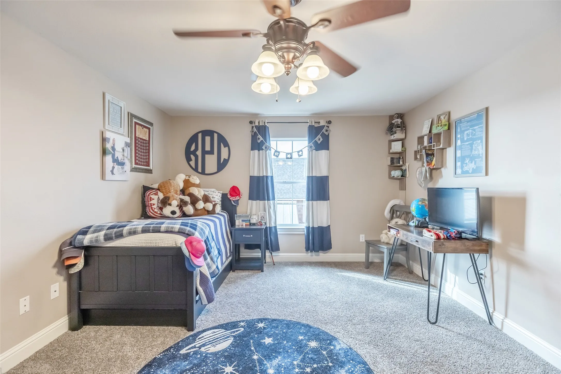 Single Family Residence For Sale in Taylor County , 8325 Thompson Parkway, Abilene, Texas 79606, 6 Bedroom, 3 Bathroom, 2 Garage spaces, 3,543 Sqft, built in 2006, mls#21413444, Real Estate Agent in Abilene, Homes For Sale in Taylor county, Homes For Sale in Abilene, Realtor in Abilene Texas, Real Estate Brokerage Independent Realty Texas, Luminita Cordes Realtor