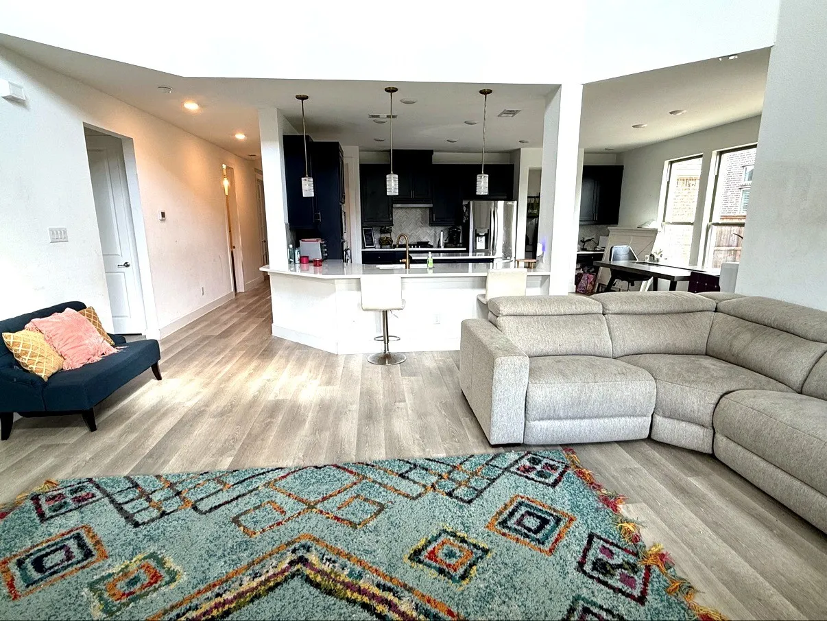 Single Family Residence For Sale in Denton County , 3131 Renmuir Drive, Prosper, Texas 75078, 4 Bedroom, 4 Bathroom, 3 Garage spaces, 2,721 Sqft, built in 2020, mls#21411760, Real Estate Agent in Prosper, Homes For Sale in Denton county, Homes For Sale in Prosper, Realtor in Prosper Texas, Real Estate Brokerage Independent Realty Texas, Luminita Cordes Realtor