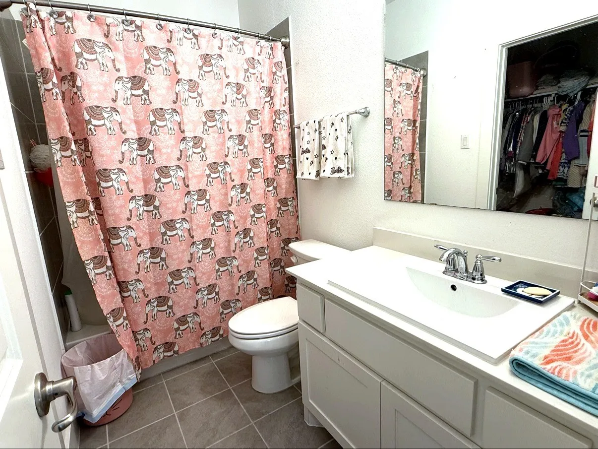Single Family Residence For Sale in Denton County , 3131 Renmuir Drive, Prosper, Texas 75078, 4 Bedroom, 4 Bathroom, 3 Garage spaces, 2,721 Sqft, built in 2020, mls#21411760, Real Estate Agent in Prosper, Homes For Sale in Denton county, Homes For Sale in Prosper, Realtor in Prosper Texas, Real Estate Brokerage Independent Realty Texas, Luminita Cordes Realtor