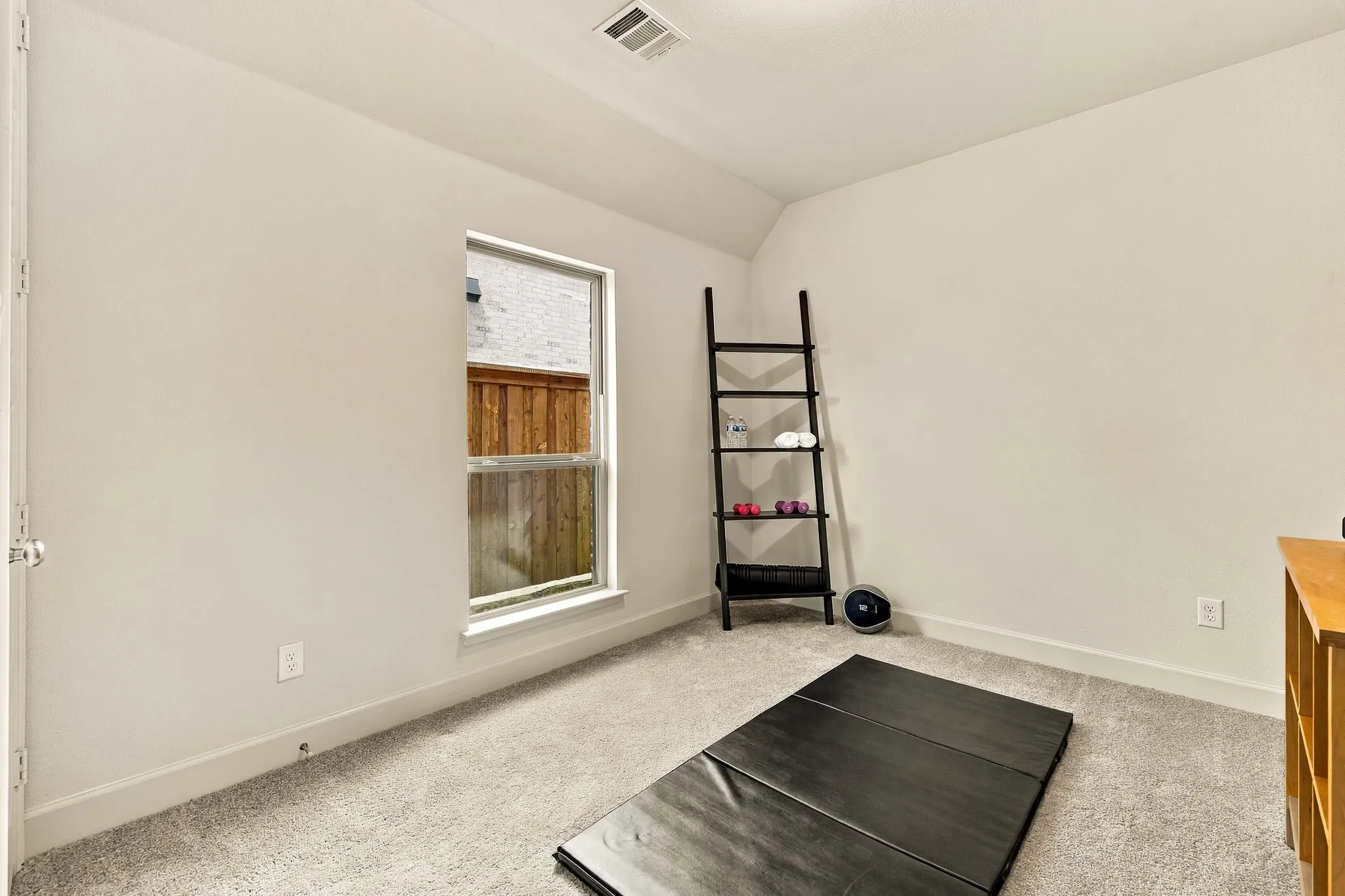 Single Family Residence For Sale in Collin County , 2270 Macy Way, Prosper, Texas 75078, 4 Bedroom, 3 Bathroom, 3 Garage spaces, 2,504 Sqft, built in 2022, mls#21411294, Real Estate Agent in Prosper, Homes For Sale in Collin county, Homes For Sale in Prosper, Realtor in Prosper Texas, Real Estate Brokerage Independent Realty Texas, Luminita Cordes Realtor