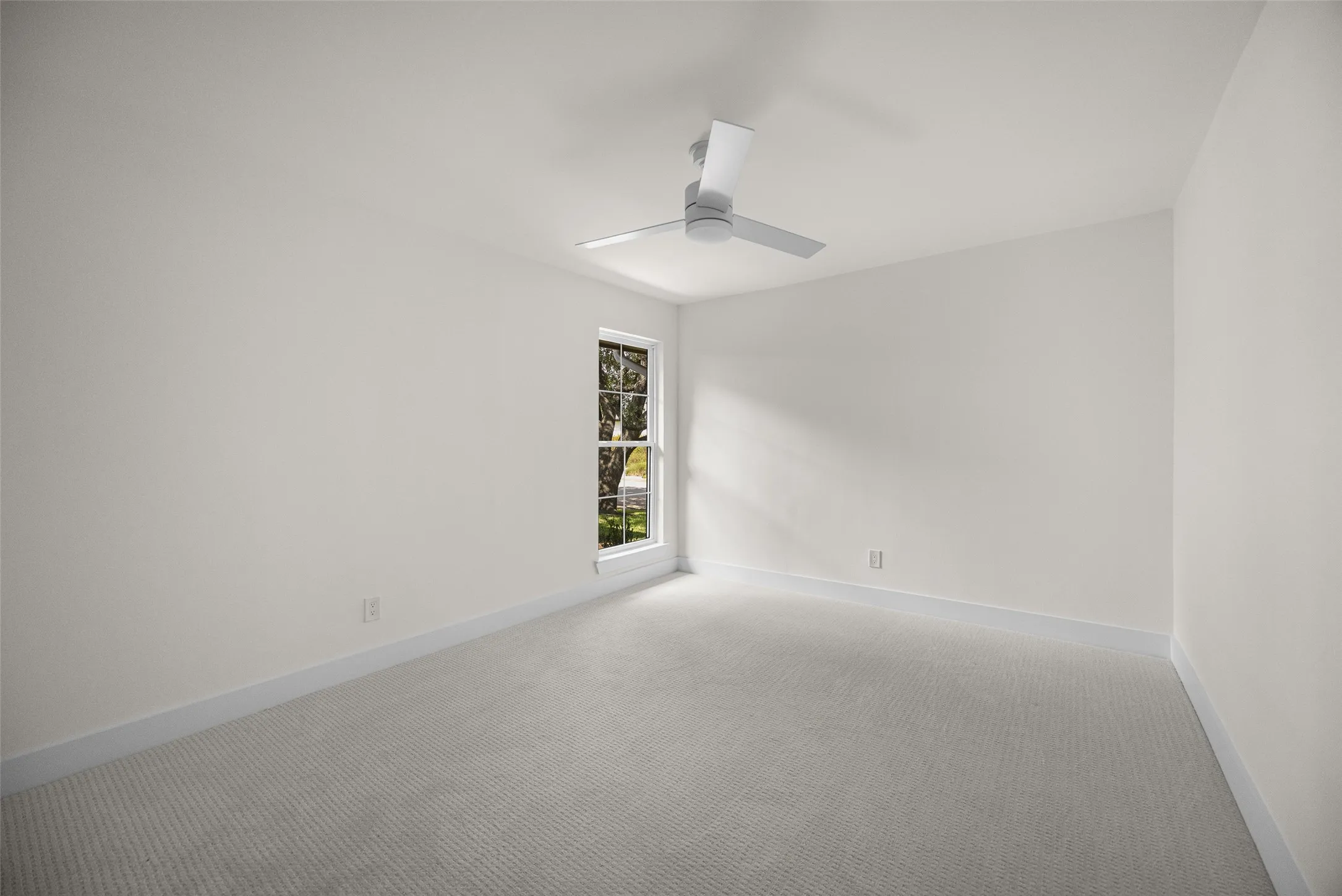 Single Family Residence For Sale in Dallas County , 6026 Black Berry, Dallas, Texas 75248, 4 Bedroom, 2 Bathroom, 2 Garage spaces, 2,354 Sqft, built in 1978, mls#21406798, Real Estate Agent in Dallas, Homes For Sale in Dallas county, Homes For Sale in Dallas, Realtor in Dallas Texas, Real Estate Brokerage Independent Realty Texas, Luminita Cordes Realtor