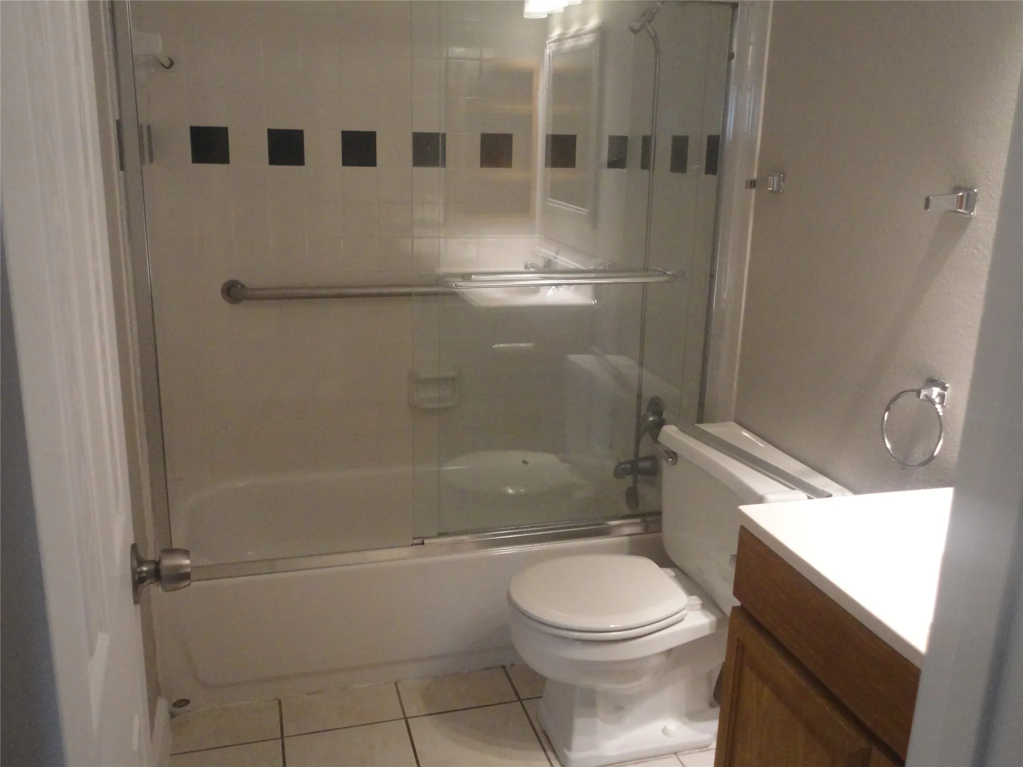Condominium For Rent in Dallas County , 2200 E Trinity Mills Road 403, Carrollton, Texas 75006, 2 Bedroom, 2 Bathroom, Garage spaces, 892 Sqft, built in 1980, mls#21412402, Real Estate Agent in Carrollton, Homes For Rent in Dallas county, Homes For Rent in Carrollton, Realtor in Carrollton Texas, Real Estate Brokerage Independent Realty Texas, Luminita Cordes Realtor