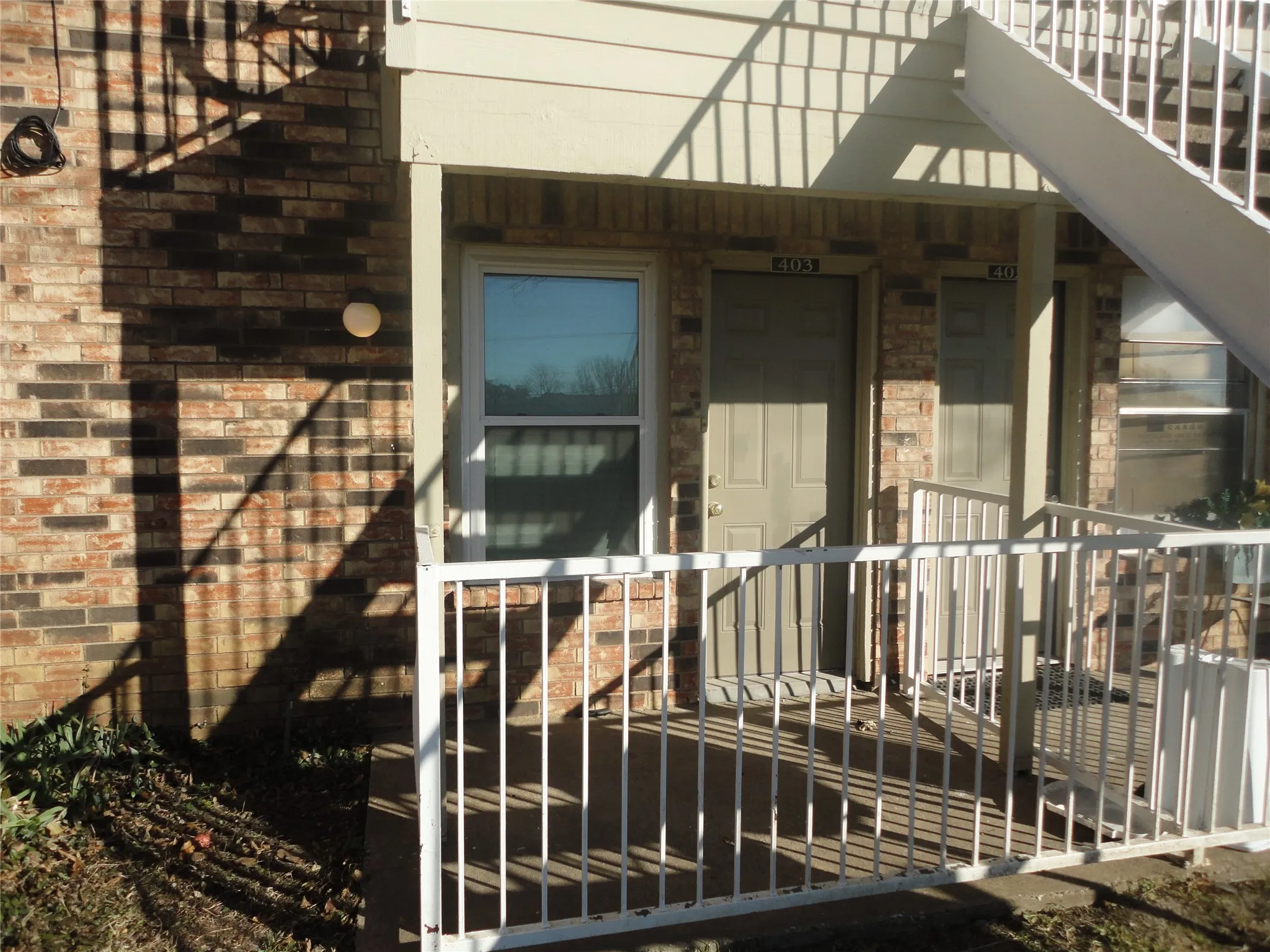 Condominium For Rent in Dallas County , 2200 E Trinity Mills Road 403, Carrollton, Texas 75006, 2 Bedroom, 2 Bathroom, Garage spaces, 892 Sqft, built in 1980, mls#21412402, Real Estate Agent in Carrollton, Homes For Rent in Dallas county, Homes For Rent in Carrollton, Realtor in Carrollton Texas, Real Estate Brokerage Independent Realty Texas, Luminita Cordes Realtor