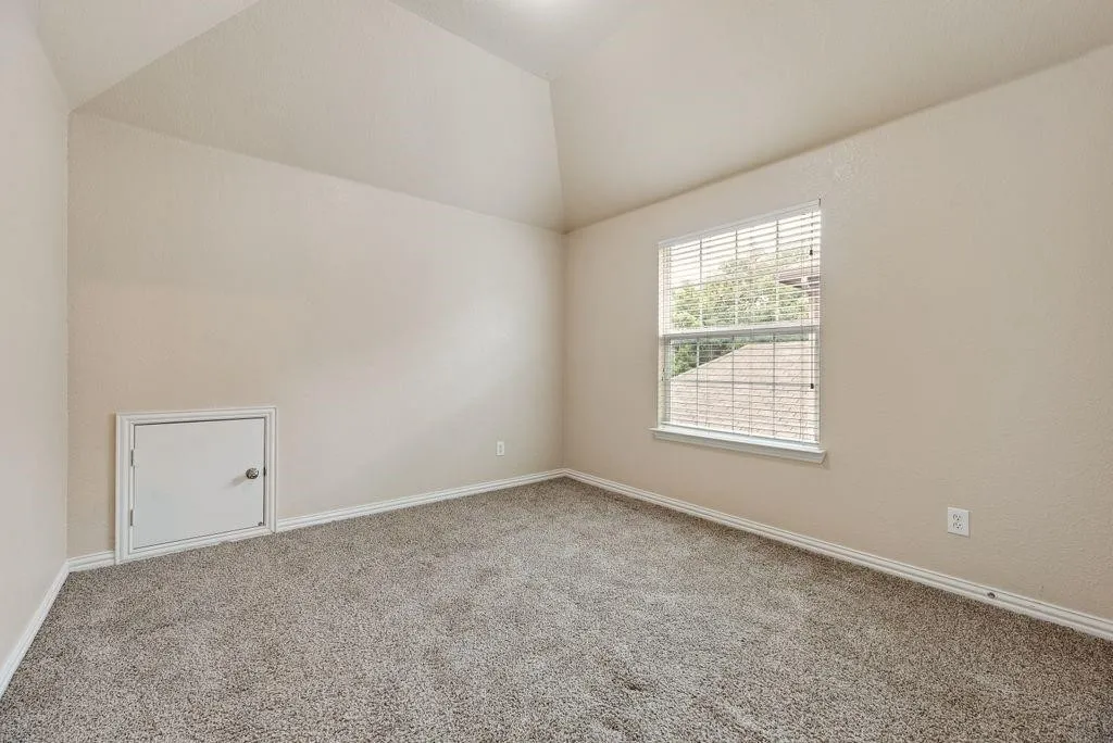 Single Family Residence For Sale in Denton County , 1404 Ashby Drive, Lewisville, Texas 75067, 5 Bedroom, 3 Bathroom, 2 Garage spaces, 2,556 Sqft, built in 2013, mls#21413356, Real Estate Agent in Lewisville, Homes For Sale in Denton county, Homes For Sale in Lewisville, Realtor in Lewisville Texas, Real Estate Brokerage Independent Realty Texas, Luminita Cordes Realtor