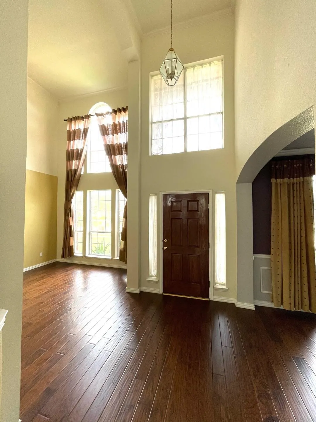Single Family Residence For Rent in Collin County , 4518 Oak Shores Drive, Plano, Texas 75024, 4 Bedroom, 3 Bathroom, 2 Garage spaces, 3,016 Sqft, built in 1998, mls#21410870, Real Estate Agent in Plano, Homes For Rent in Collin county, Homes For Rent in Plano, Realtor in Plano Texas, Real Estate Brokerage Independent Realty Texas, Luminita Cordes Realtor