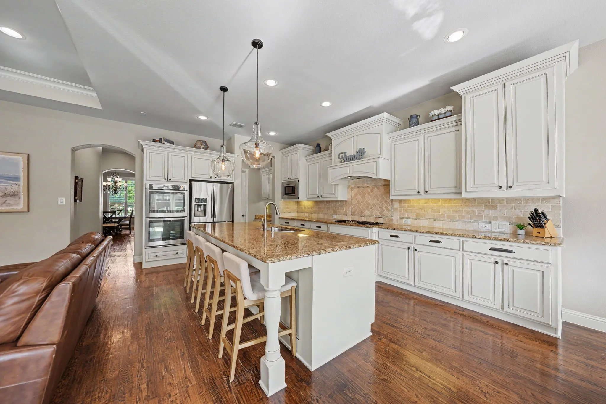 Single Family Residence For Sale in Collin County , 3714 Mesquite Court, Celina, Texas 75009, 5 Bedroom, 4 Bathroom, 3 Garage spaces, 4,091 Sqft, built in 2014, mls#21412433, Real Estate Agent in Celina, Homes For Sale in Collin county, Homes For Sale in Celina, Realtor in Celina Texas, Real Estate Brokerage Independent Realty Texas, Luminita Cordes Realtor