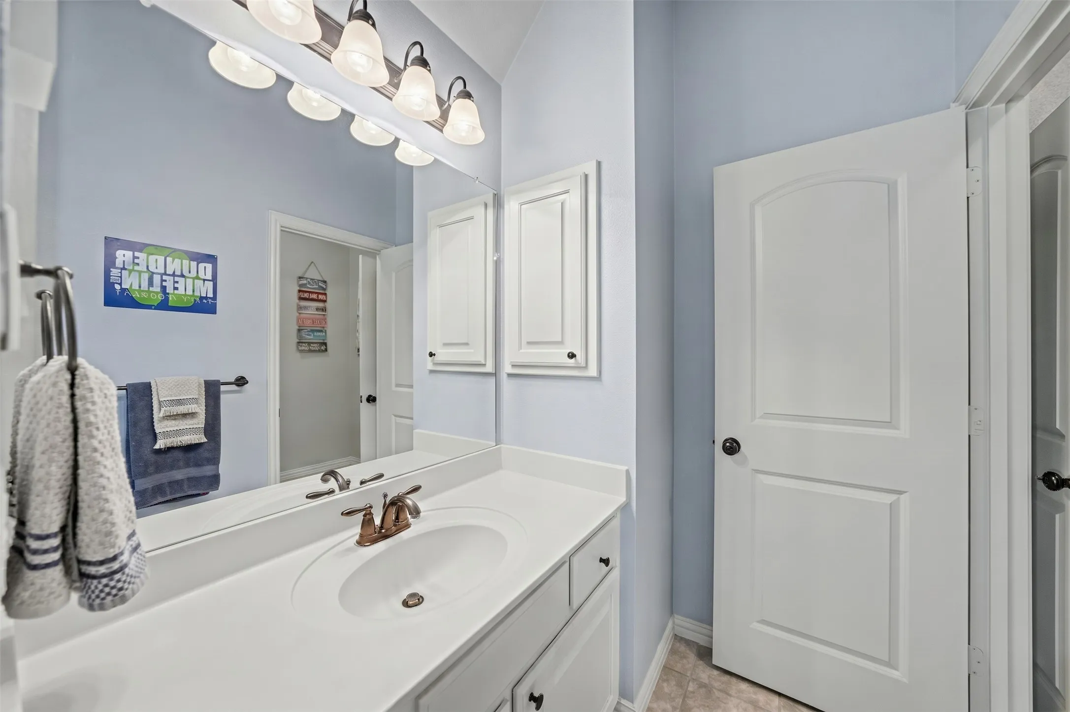 Single Family Residence For Sale in Collin County , 3714 Mesquite Court, Celina, Texas 75009, 5 Bedroom, 4 Bathroom, 3 Garage spaces, 4,091 Sqft, built in 2014, mls#21412433, Real Estate Agent in Celina, Homes For Sale in Collin county, Homes For Sale in Celina, Realtor in Celina Texas, Real Estate Brokerage Independent Realty Texas, Luminita Cordes Realtor