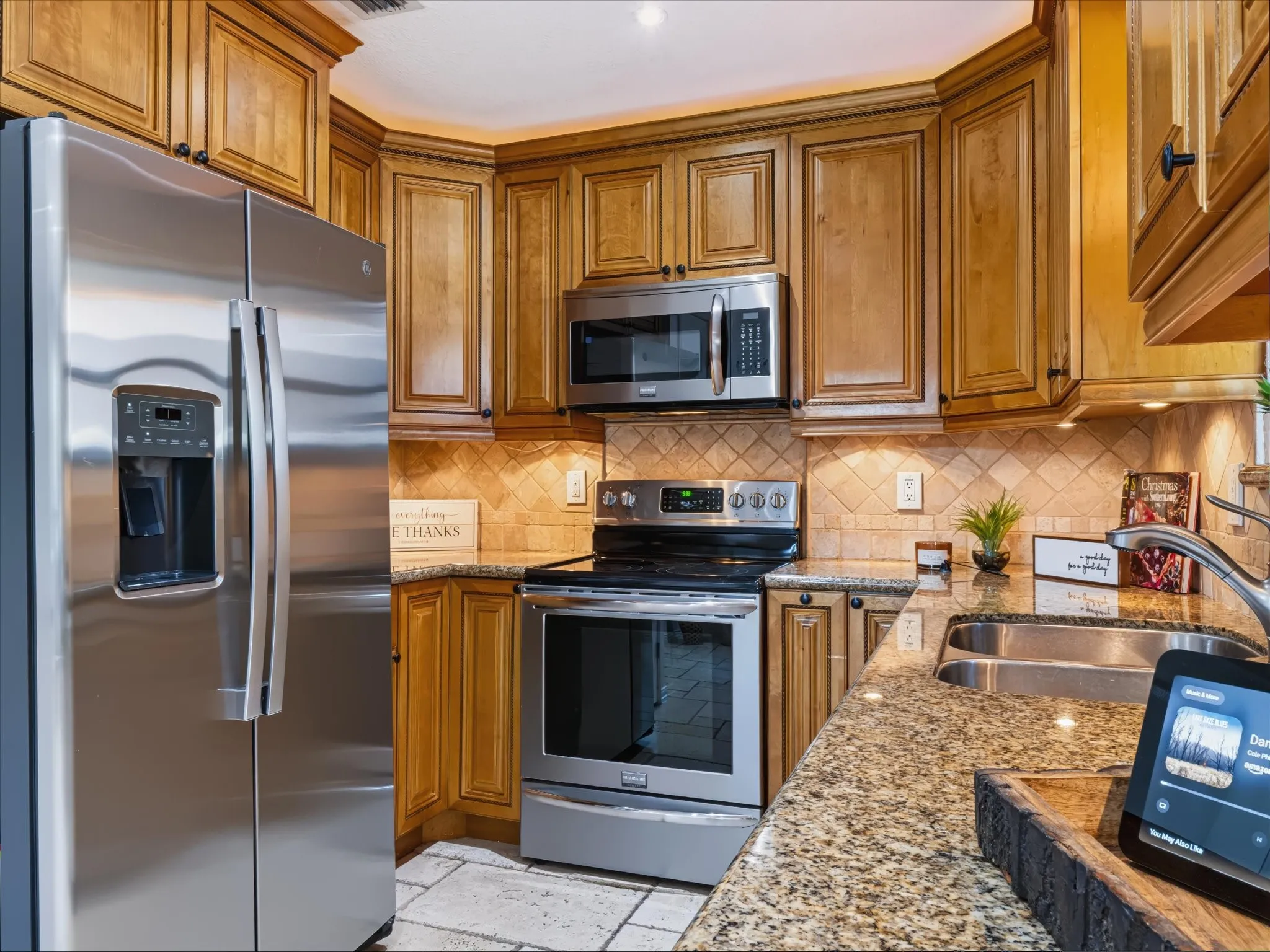 Single Family Residence For Sale in Dallas County , 232 Cherrybark Drive, Coppell, Texas 75019, 3 Bedroom, 2 Bathroom, 2 Garage spaces, 1,424 Sqft, built in 1984, mls#21413547, Real Estate Agent in Coppell, Homes For Sale in Dallas county, Homes For Sale in Coppell, Realtor in Coppell Texas, Real Estate Brokerage Independent Realty Texas, Luminita Cordes Realtor