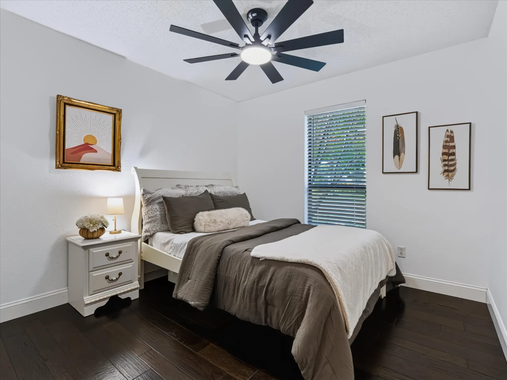Single Family Residence For Sale in Dallas County , 232 Cherrybark Drive, Coppell, Texas 75019, 3 Bedroom, 2 Bathroom, 2 Garage spaces, 1,424 Sqft, built in 1984, mls#21413547, Real Estate Agent in Coppell, Homes For Sale in Dallas county, Homes For Sale in Coppell, Realtor in Coppell Texas, Real Estate Brokerage Independent Realty Texas, Luminita Cordes Realtor
