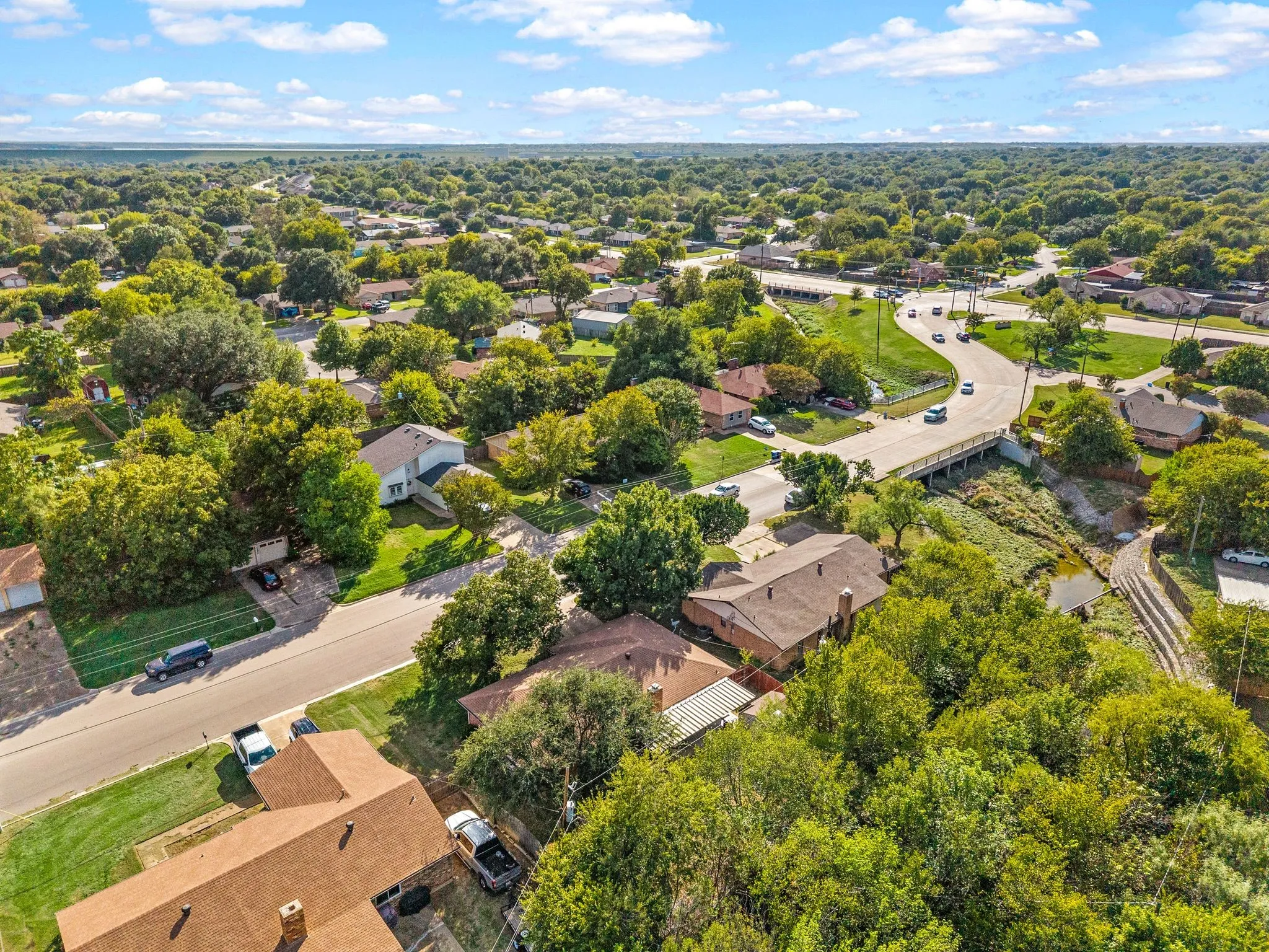 Single Family Residence For Sale in Tarrant County , 1121 Timbercreek Road, Benbrook, Texas 76126, 3 Bedroom, 2 Bathroom, 2 Garage spaces, 1,480 Sqft, built in 1979, mls#21404066, Real Estate Agent in Benbrook, Homes For Sale in Tarrant county, Homes For Sale in Benbrook, Realtor in Benbrook Texas, Real Estate Brokerage Independent Realty Texas, Luminita Cordes Realtor