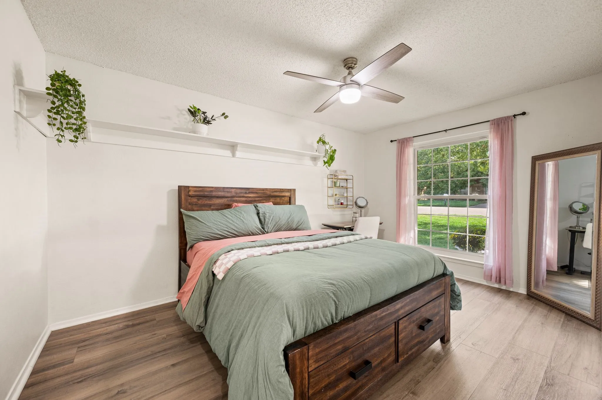 Single Family Residence For Sale in Tarrant County , 1121 Timbercreek Road, Benbrook, Texas 76126, 3 Bedroom, 2 Bathroom, 2 Garage spaces, 1,480 Sqft, built in 1979, mls#21404066, Real Estate Agent in Benbrook, Homes For Sale in Tarrant county, Homes For Sale in Benbrook, Realtor in Benbrook Texas, Real Estate Brokerage Independent Realty Texas, Luminita Cordes Realtor