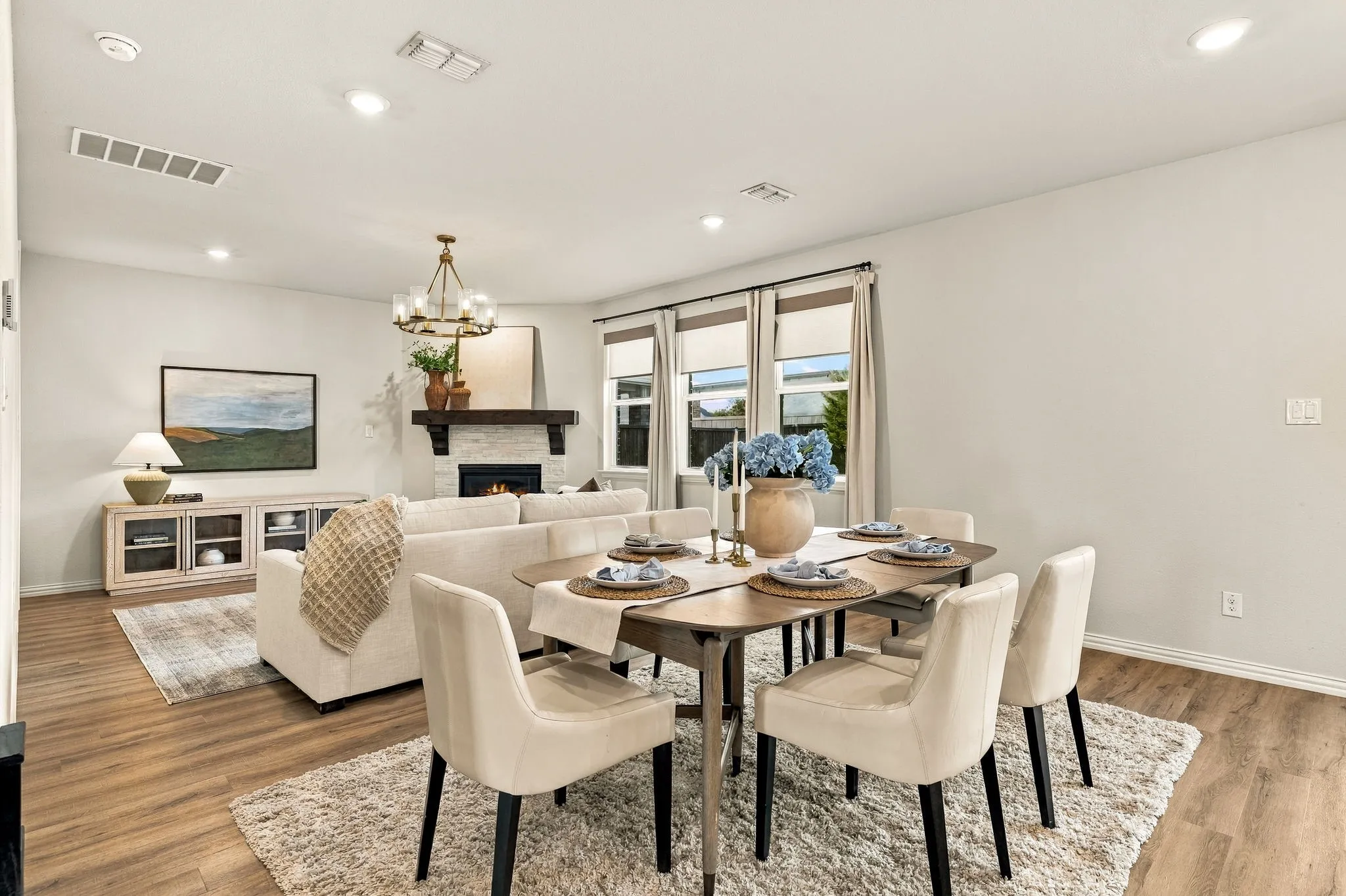 Single Family Residence For Sale in Denton County , 2329 Bella Court, Carrollton, Texas 75010, 3 Bedroom, 3 Bathroom, 2 Garage spaces, 2,405 Sqft, built in 2019, mls#21410394, Real Estate Agent in Carrollton, Homes For Sale in Denton county, Homes For Sale in Carrollton, Realtor in Carrollton Texas, Real Estate Brokerage Independent Realty Texas, Luminita Cordes Realtor