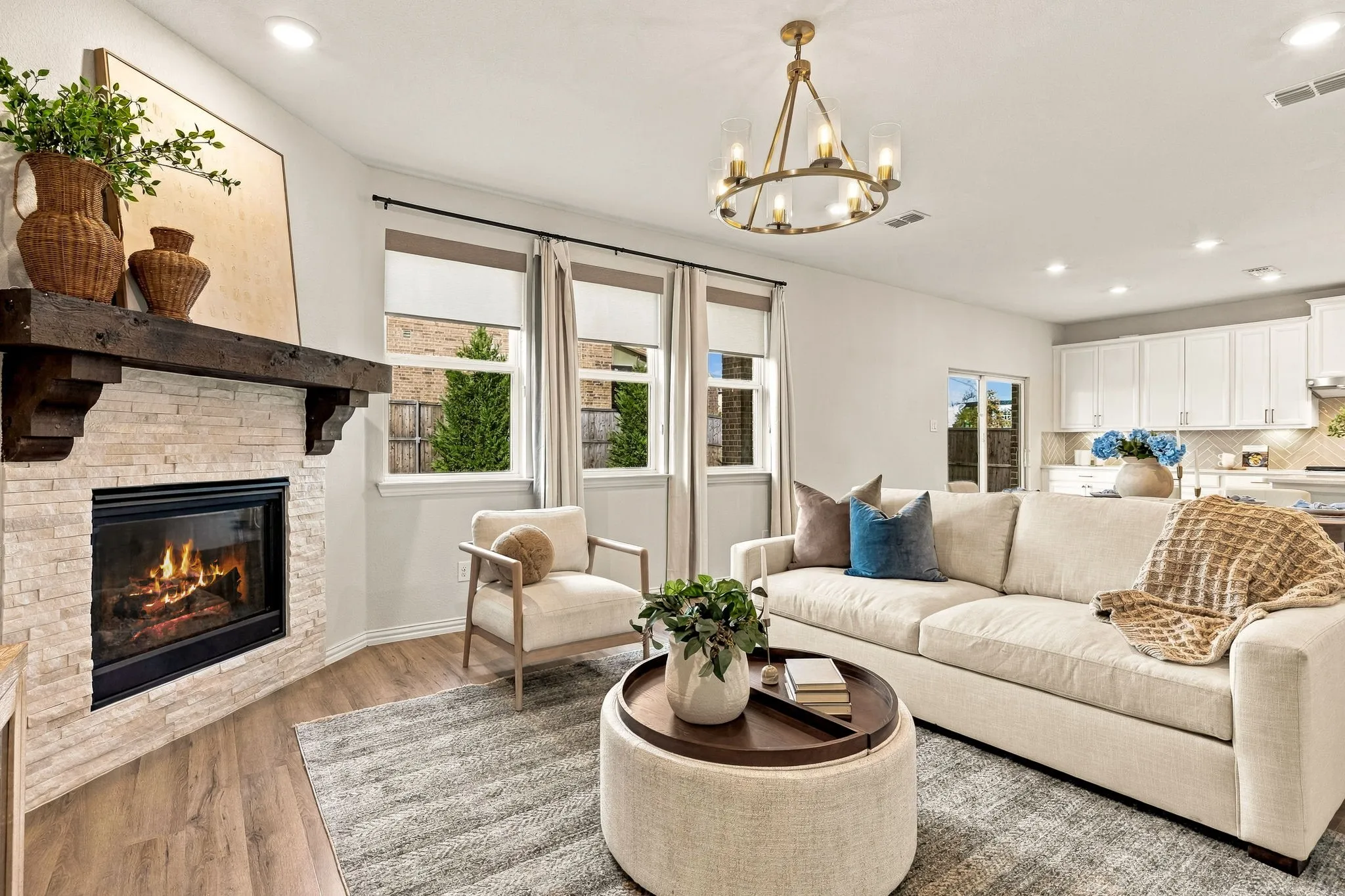 Single Family Residence For Sale in Denton County , 2329 Bella Court, Carrollton, Texas 75010, 3 Bedroom, 3 Bathroom, 2 Garage spaces, 2,405 Sqft, built in 2019, mls#21410394, Real Estate Agent in Carrollton, Homes For Sale in Denton county, Homes For Sale in Carrollton, Realtor in Carrollton Texas, Real Estate Brokerage Independent Realty Texas, Luminita Cordes Realtor