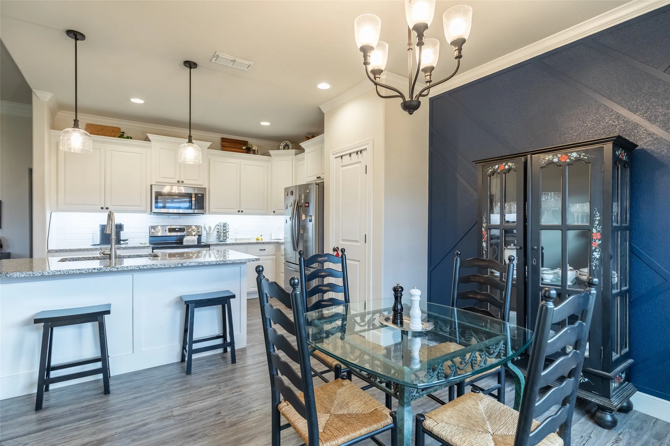 Single Family Residence For Sale in Taylor County , 207 Spring Park Way, Abilene, Texas 79602, 4 Bedroom, 2 Bathroom, 2 Garage spaces, 1,675 Sqft, built in 2020, mls#21402034, Real Estate Agent in Abilene, Homes For Sale in Taylor county, Homes For Sale in Abilene, Realtor in Abilene Texas, Real Estate Brokerage Independent Realty Texas, Luminita Cordes Realtor