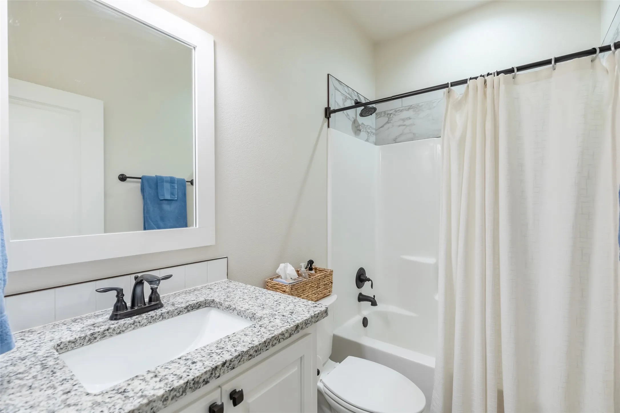 Single Family Residence For Sale in Taylor County , 207 Spring Park Way, Abilene, Texas 79602, 4 Bedroom, 2 Bathroom, 2 Garage spaces, 1,675 Sqft, built in 2020, mls#21402034, Real Estate Agent in Abilene, Homes For Sale in Taylor county, Homes For Sale in Abilene, Realtor in Abilene Texas, Real Estate Brokerage Independent Realty Texas, Luminita Cordes Realtor