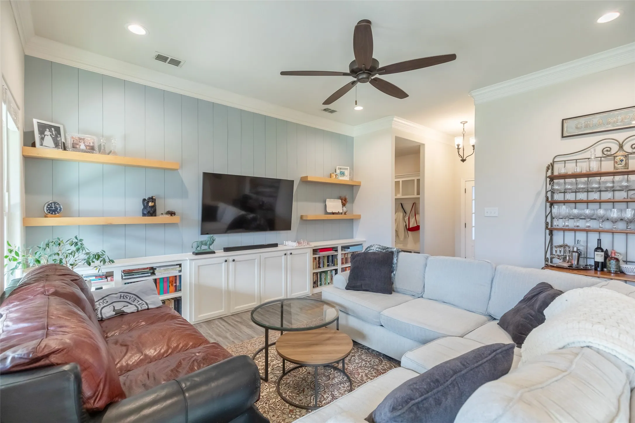 Single Family Residence For Sale in Taylor County , 207 Spring Park Way, Abilene, Texas 79602, 4 Bedroom, 2 Bathroom, 2 Garage spaces, 1,675 Sqft, built in 2020, mls#21402034, Real Estate Agent in Abilene, Homes For Sale in Taylor county, Homes For Sale in Abilene, Realtor in Abilene Texas, Real Estate Brokerage Independent Realty Texas, Luminita Cordes Realtor