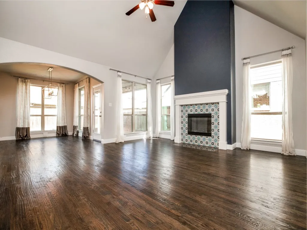 Single Family Residence For Rent in Collin County , 829 Underwood Lane, Celina, Texas 75009, 4 Bedroom, 3 Bathroom, 2 Garage spaces, 2,313 Sqft, built in 2017, mls#21409989, Real Estate Agent in Celina, Homes For Rent in Collin county, Homes For Rent in Celina, Realtor in Celina Texas, Real Estate Brokerage Independent Realty Texas, Luminita Cordes Realtor