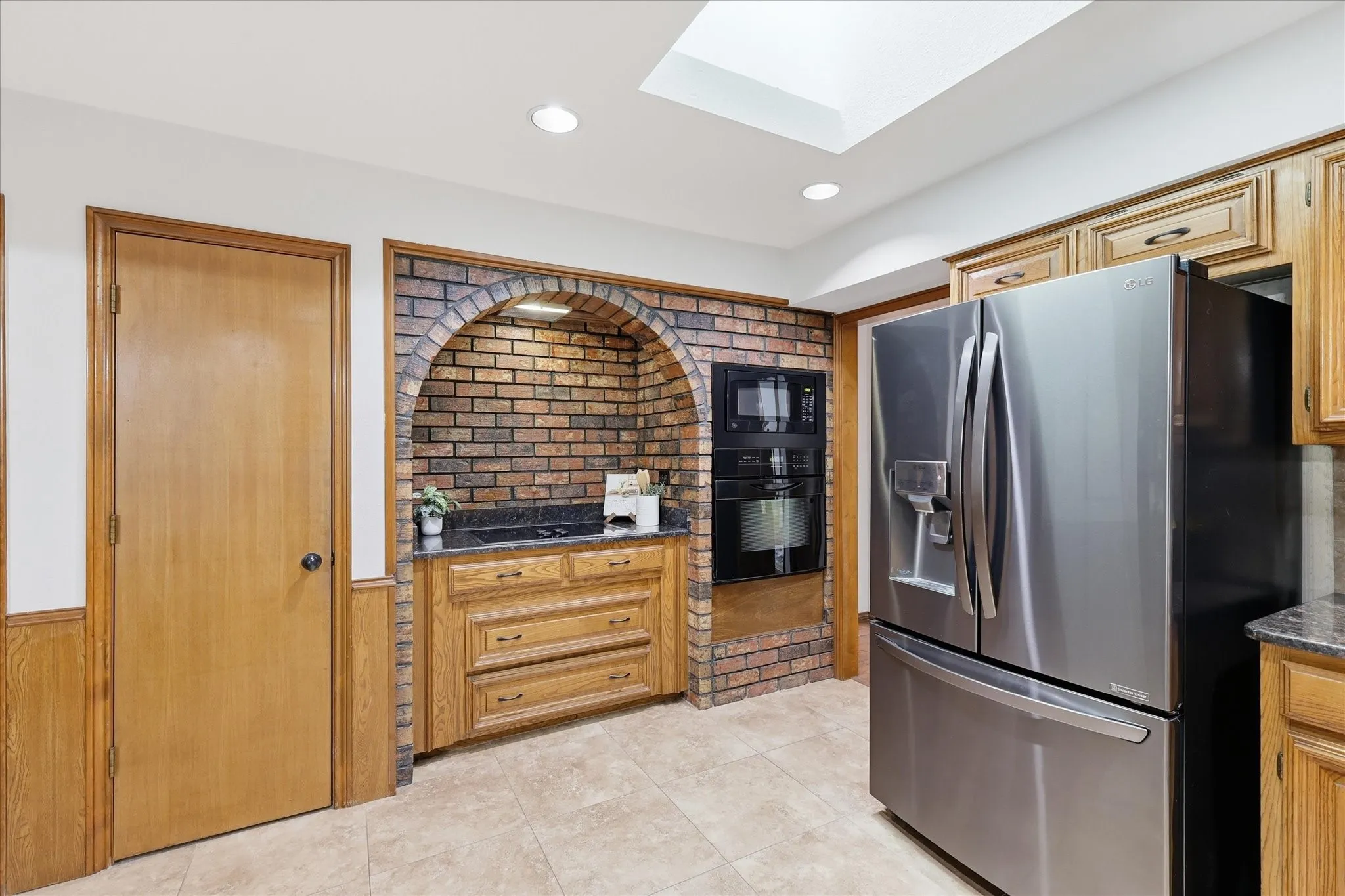 Single Family Residence For Sale in Collin County , 1516 Glastonbury Drive, Plano, Texas 75075, 4 Bedroom, 3 Bathroom, 2 Garage spaces, 2,965 Sqft, built in 1984, mls#21396927, Real Estate Agent in Plano, Homes For Sale in Collin county, Homes For Sale in Plano, Realtor in Plano Texas, Real Estate Brokerage Independent Realty Texas, Luminita Cordes Realtor
