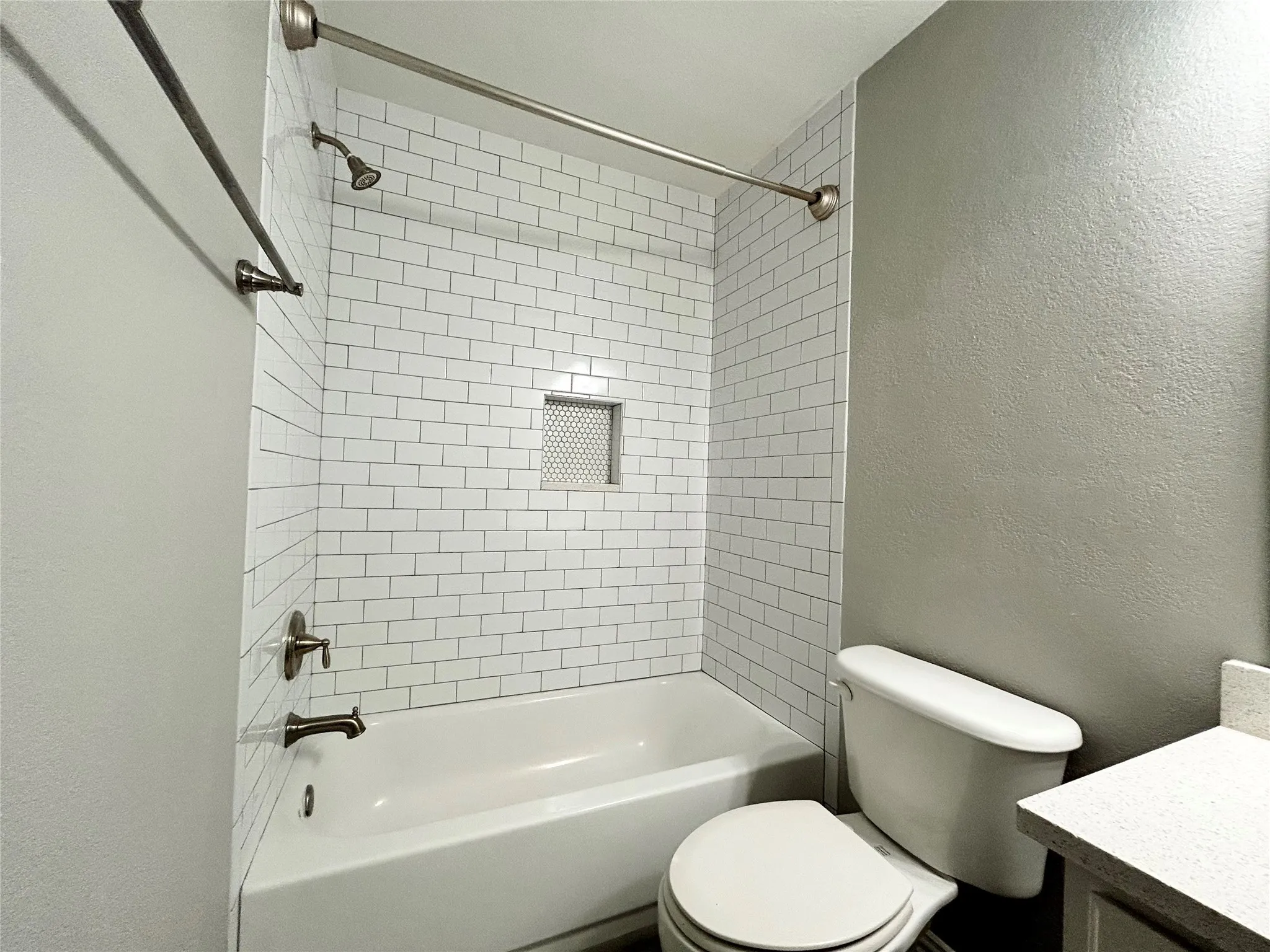 Townhouse For Rent in Collin County , 8517 Hunters Trace Lane, Plano, Texas 75024, 3 Bedroom, 3 Bathroom, 2 Garage spaces, 1,585 Sqft, built in 2001, mls#21405658, Real Estate Agent in Plano, Homes For Rent in Collin county, Homes For Rent in Plano, Realtor in Plano Texas, Real Estate Brokerage Independent Realty Texas, Luminita Cordes Realtor