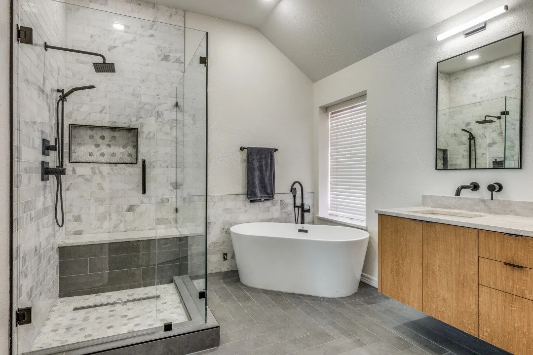 Townhouse For Rent in Dallas County , 2910 State Street, Dallas, Texas 75204, 3 Bedroom, 4 Bathroom, 2 Garage spaces, 2,132 Sqft, built in 2001, mls#21413031, Real Estate Agent in Dallas, Homes For Rent in Dallas county, Homes For Rent in Dallas, Realtor in Dallas Texas, Real Estate Brokerage Independent Realty Texas, Luminita Cordes Realtor