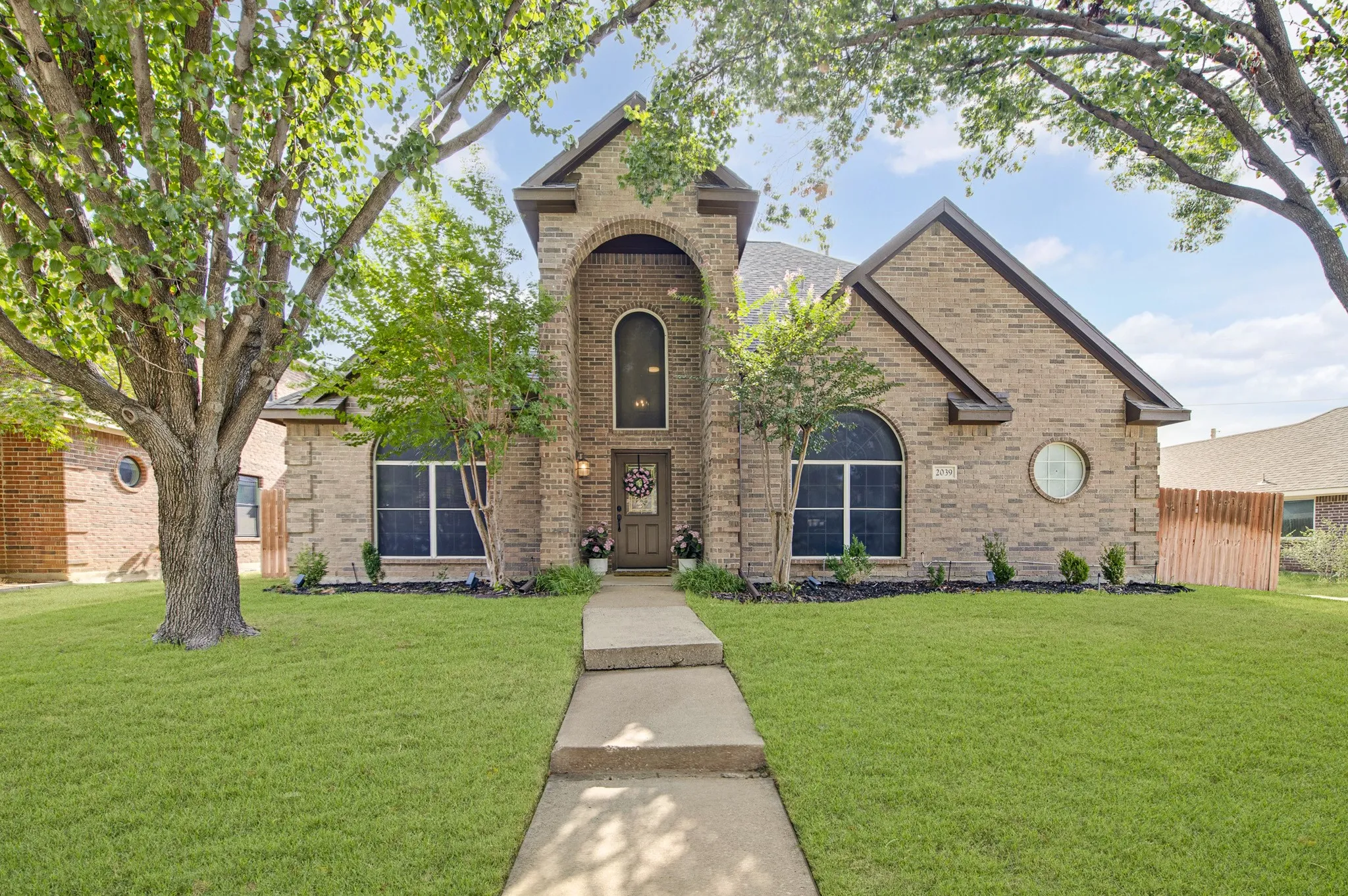 Single Family Residence For Sale