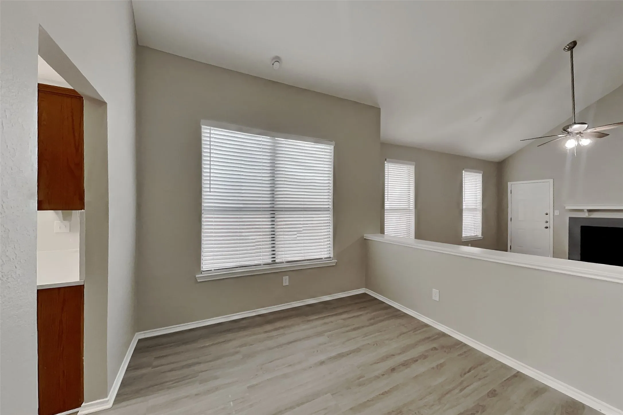 Single Family Residence For Rent in Denton County , 4315 Harvest Hill Road, Carrollton, Texas 75010, 3 Bedroom, 2 Bathroom, 2 Garage spaces, 2,008 Sqft, built in 1987, mls#21413629, Real Estate Agent in Carrollton, Homes For Rent in Denton county, Homes For Rent in Carrollton, Realtor in Carrollton Texas, Real Estate Brokerage Independent Realty Texas, Luminita Cordes Realtor
