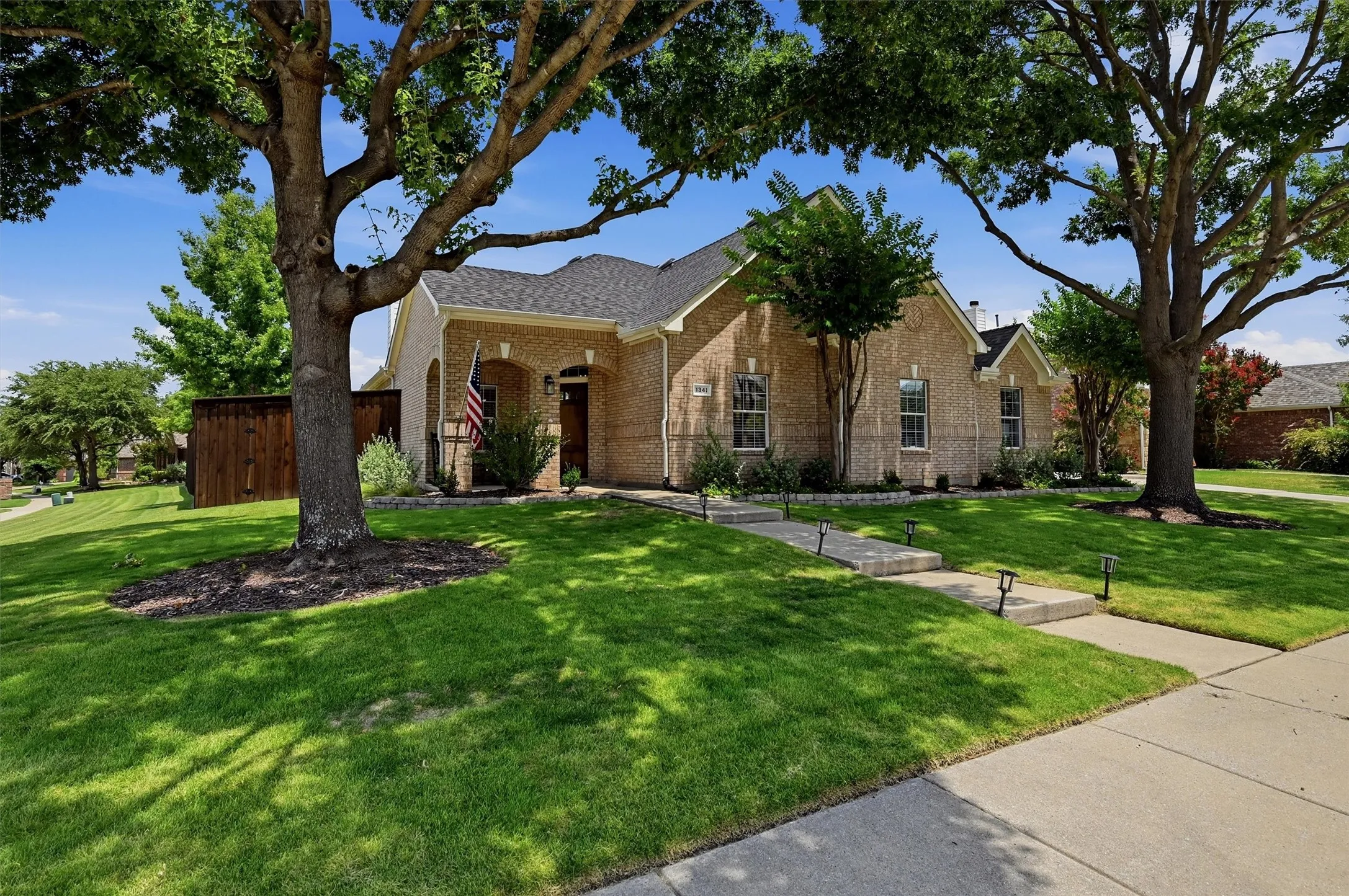 Single Family Residence For Rent in Collin County , 1341 Cedar Lake Drive, Prosper, Texas 75078, 4 Bedroom, 2 Bathroom, 3 Garage spaces, 2,818 Sqft, built in 2005, mls#21413394, Real Estate Agent in Prosper, Homes For Rent in Collin county, Homes For Rent in Prosper, Realtor in Prosper Texas, Real Estate Brokerage Independent Realty Texas, Luminita Cordes Realtor