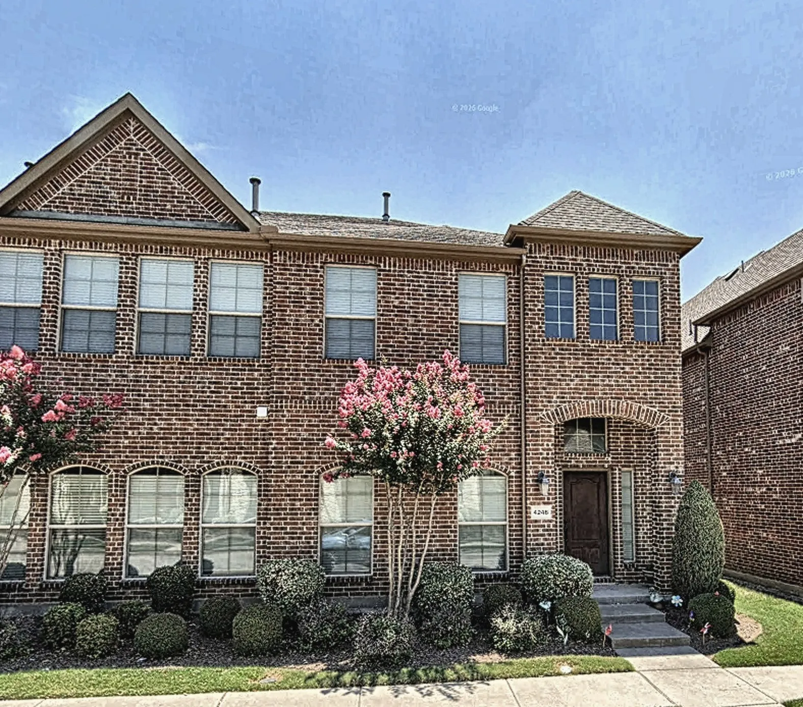 Townhouse For Rent in Denton County , 4248 Comanche Drive, Carrollton, Texas 75010, 3 Bedroom, 3 Bathroom, 2 Garage spaces, 2,264 Sqft, built in 2011, mls#21412528, Real Estate Agent in Carrollton, Homes For Rent in Denton county, Homes For Rent in Carrollton, Realtor in Carrollton Texas, Real Estate Brokerage Independent Realty Texas, Luminita Cordes Realtor