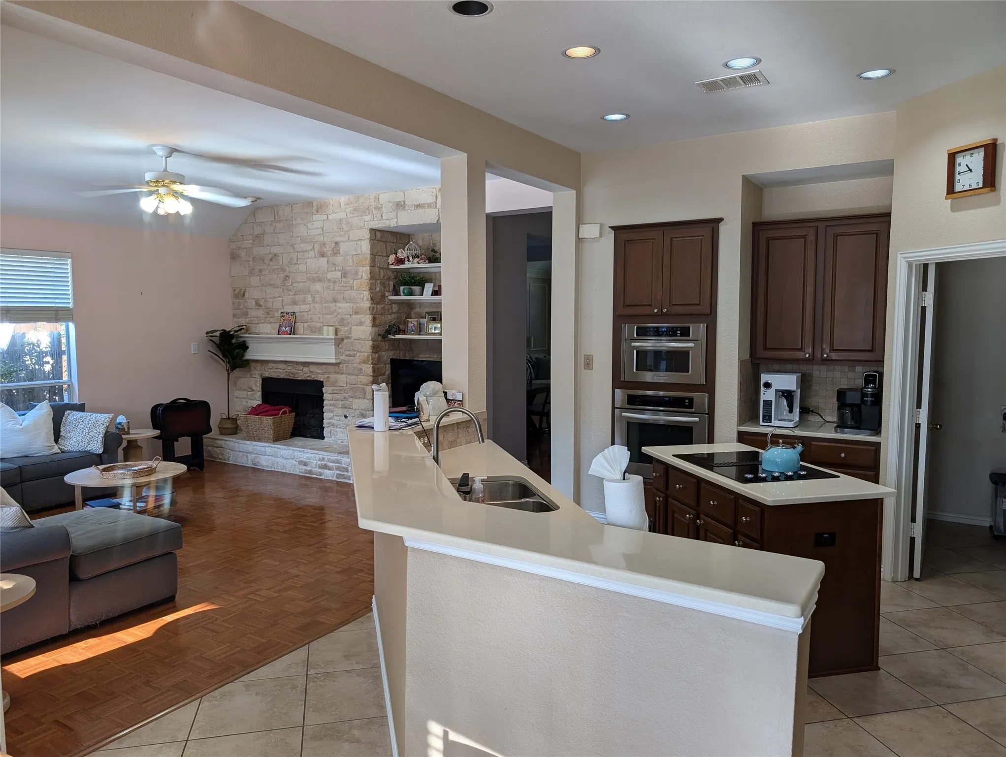 Single Family Residence For Rent in Collin County , 6821 Patrick Lane, Plano, Texas 75024, 4 Bedroom, 4 Bathroom, 2 Garage spaces, 3,296 Sqft, built in 1995, mls#21409882, Real Estate Agent in Plano, Homes For Rent in Collin county, Homes For Rent in Plano, Realtor in Plano Texas, Real Estate Brokerage Independent Realty Texas, Luminita Cordes Realtor