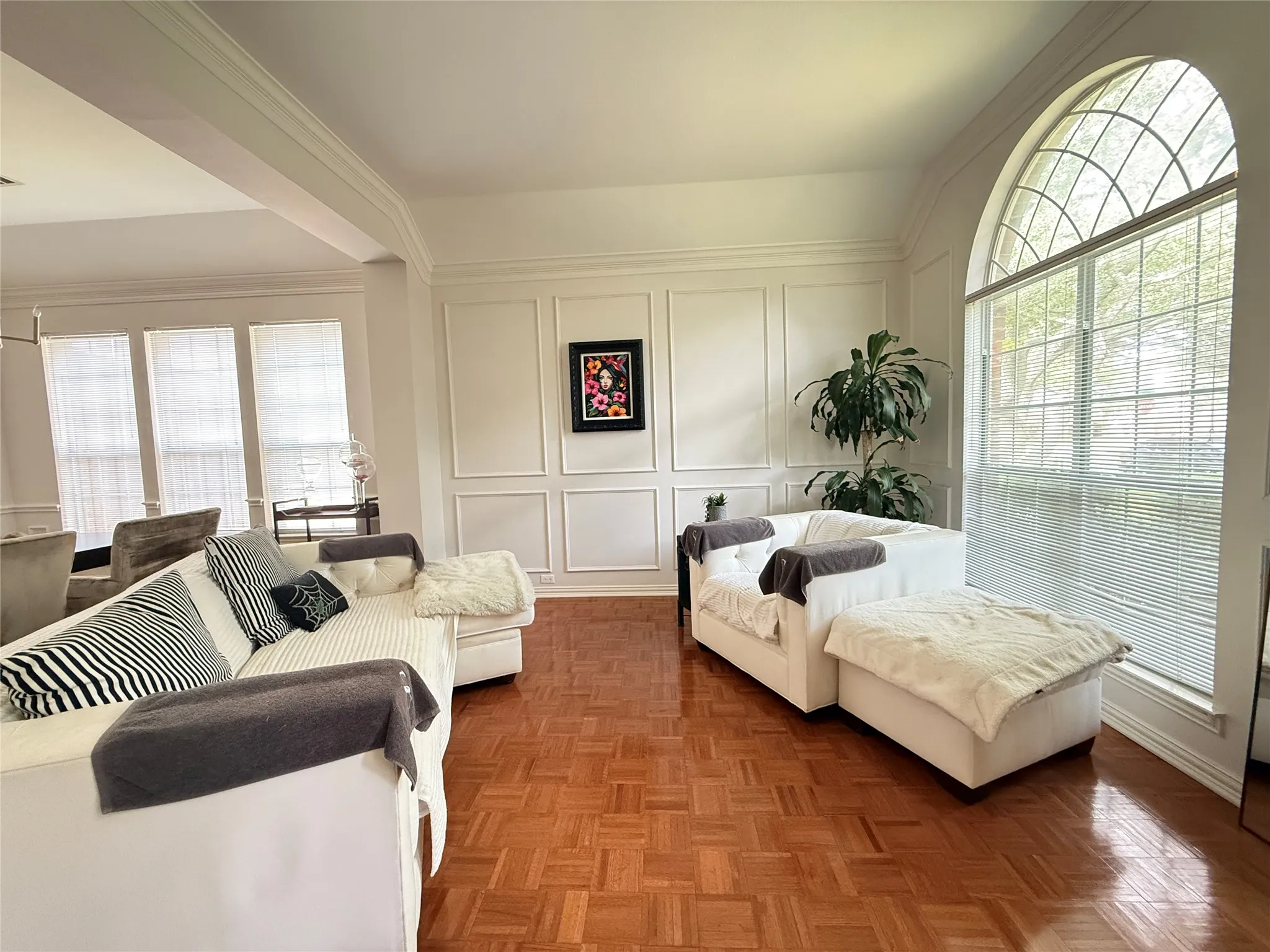 Single Family Residence For Rent in Collin County , 6821 Patrick Lane, Plano, Texas 75024, 4 Bedroom, 4 Bathroom, 2 Garage spaces, 3,296 Sqft, built in 1995, mls#21409882, Real Estate Agent in Plano, Homes For Rent in Collin county, Homes For Rent in Plano, Realtor in Plano Texas, Real Estate Brokerage Independent Realty Texas, Luminita Cordes Realtor