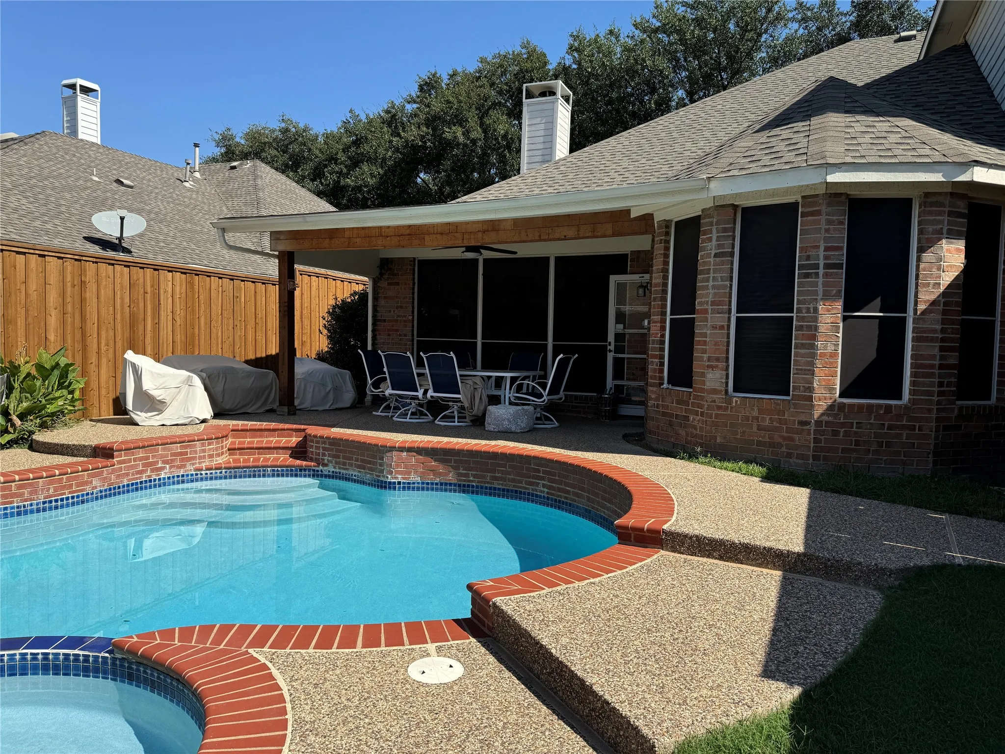 Single Family Residence For Rent in Collin County , 6821 Patrick Lane, Plano, Texas 75024, 4 Bedroom, 4 Bathroom, 2 Garage spaces, 3,296 Sqft, built in 1995, mls#21409882, Real Estate Agent in Plano, Homes For Rent in Collin county, Homes For Rent in Plano, Realtor in Plano Texas, Real Estate Brokerage Independent Realty Texas, Luminita Cordes Realtor